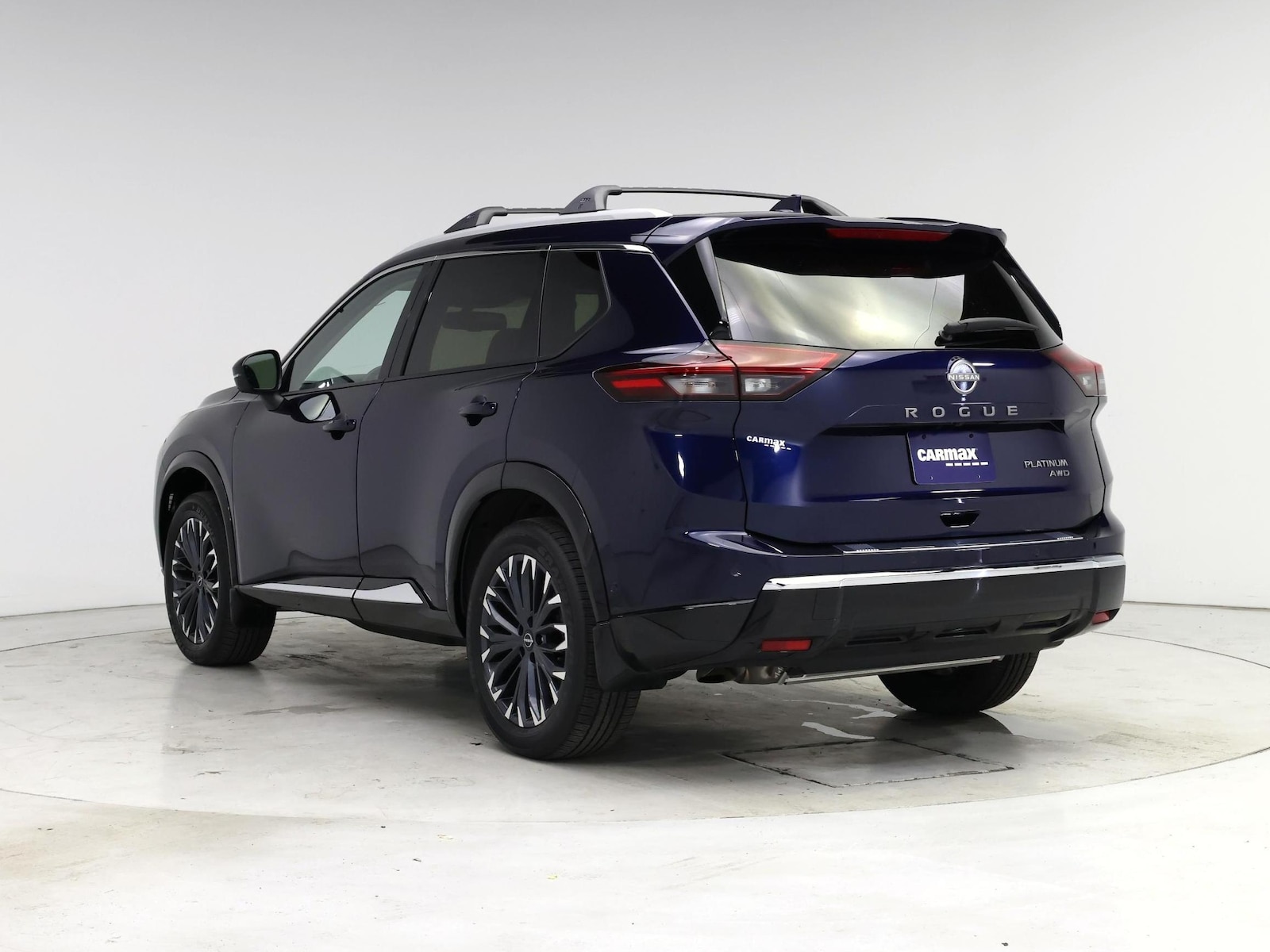 2026 Nissan Rogue Platinum - Photo 3