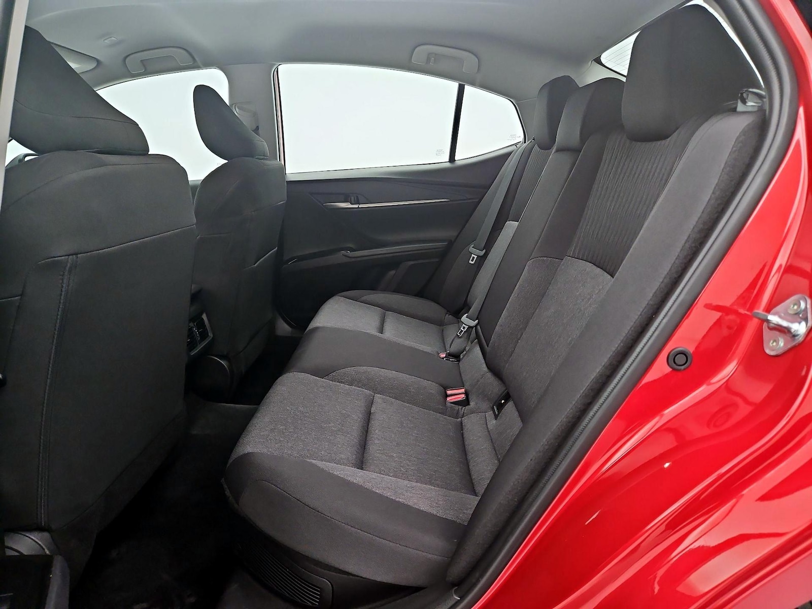 2026 Toyota Camry LE - Photo 20