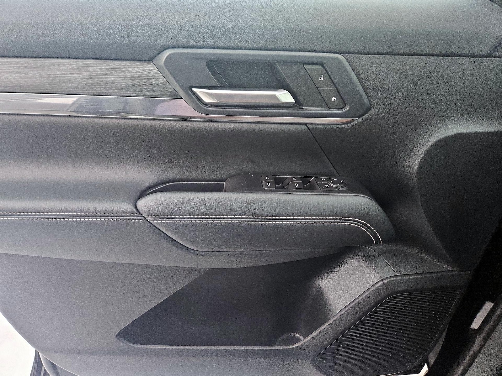 2026 GMC Terrain Elevation - Photo 13