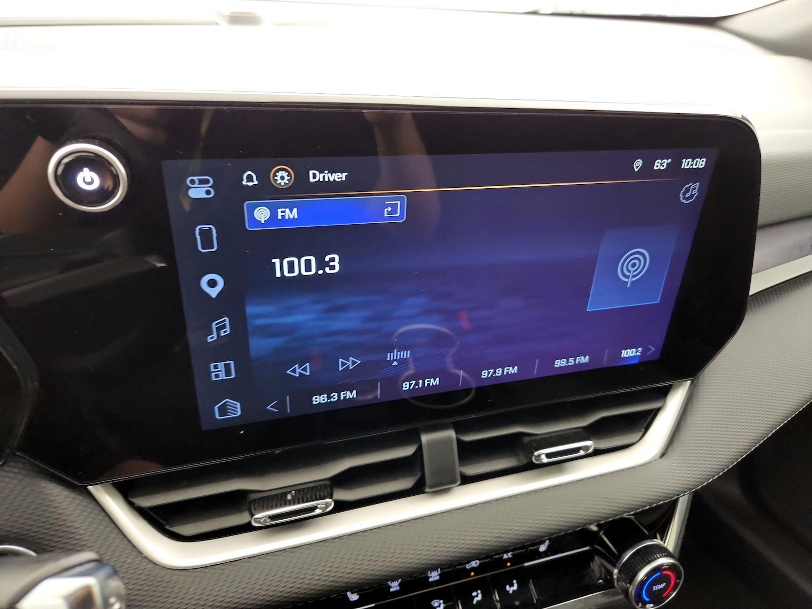 2026 Chevrolet Equinox LT - Photo 16
