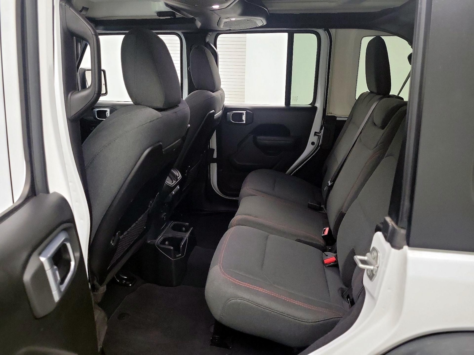 2025 Jeep Wrangler 4-Door Rubicon - Photo 18