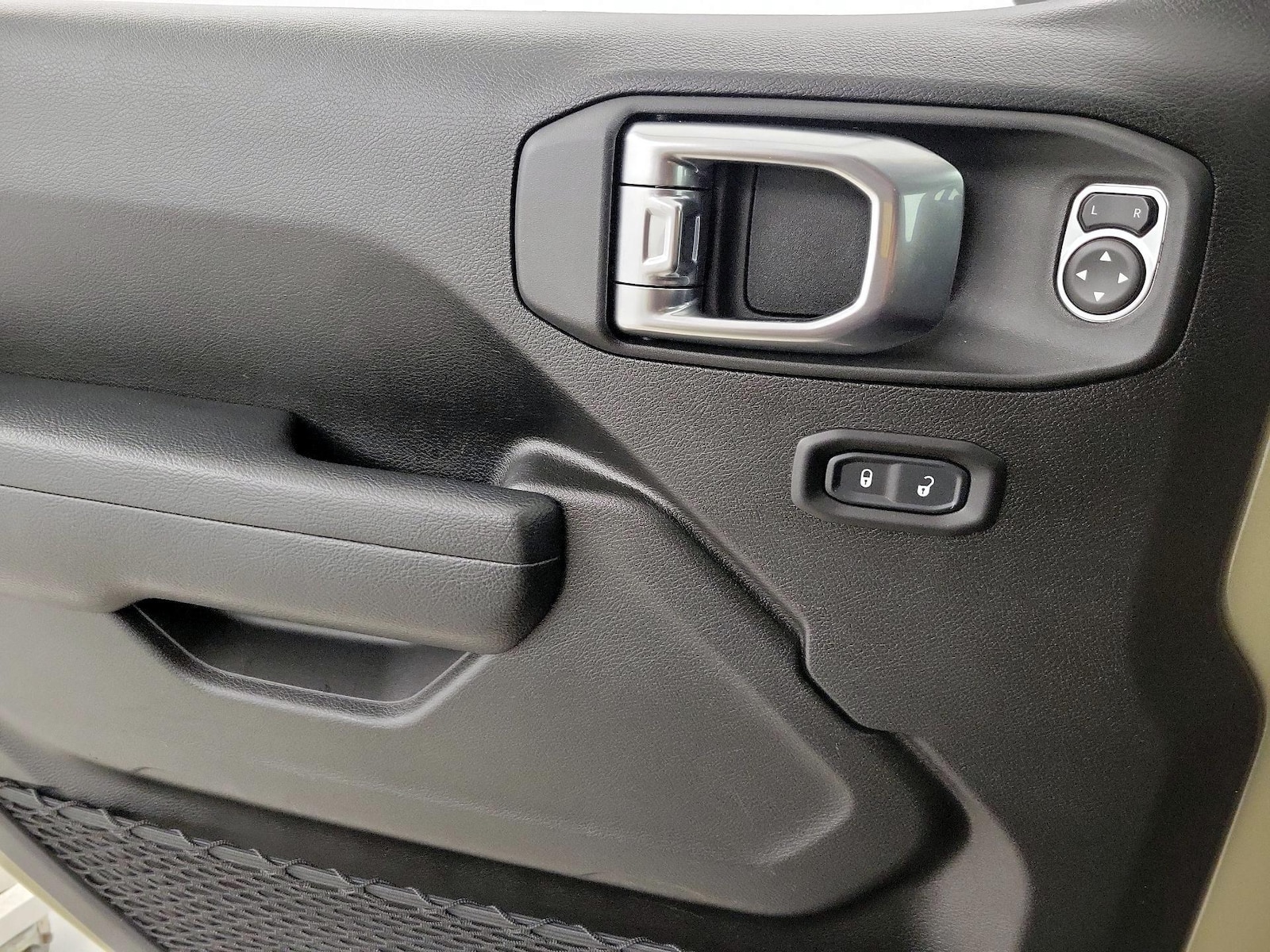 2026 Jeep Wrangler 4-Door Rubicon - Photo 13
