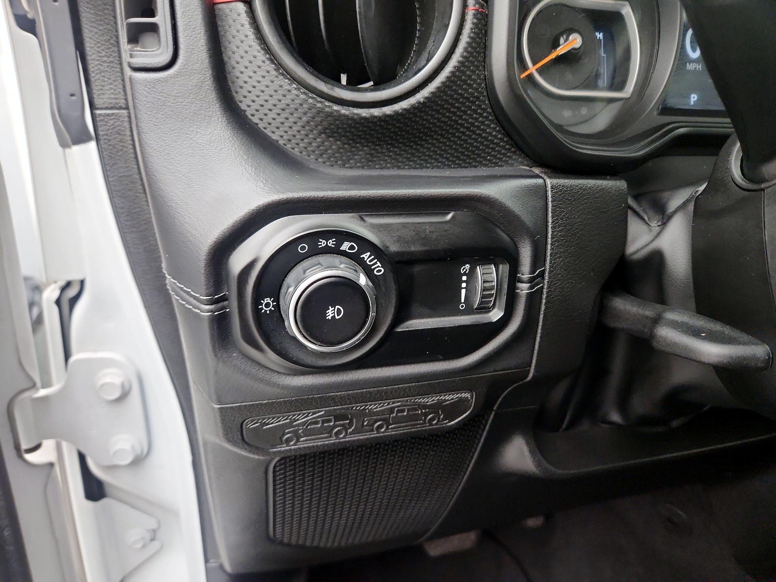 2025 Jeep Wrangler 4-Door Rubicon - Photo 14