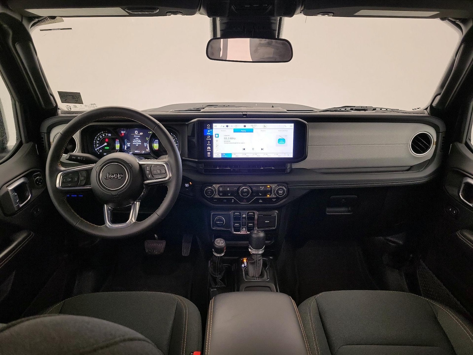 Apple CarPlay® & Android Auto™