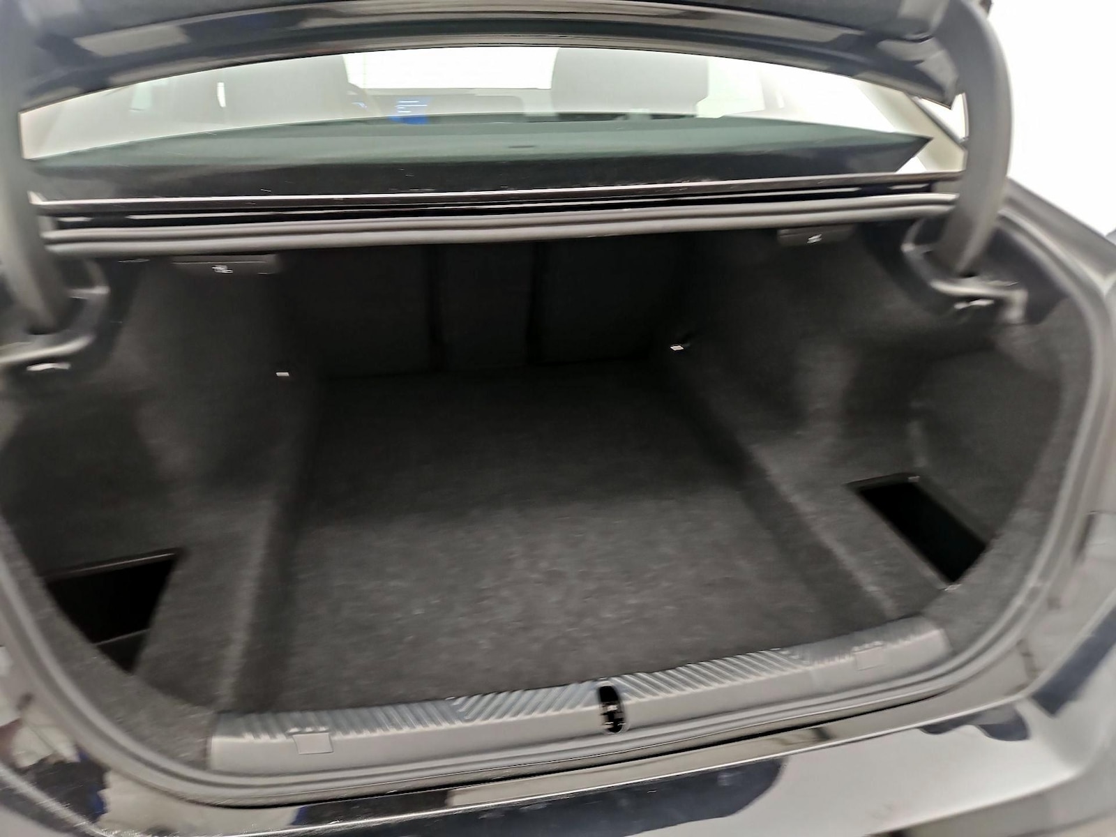 2026 BMW 5 Series 530i - Photo 23