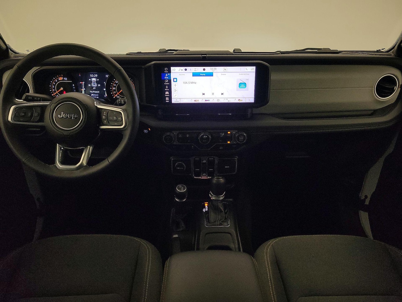 2025 Jeep Wrangler 4-Door Sahara - Photo 10