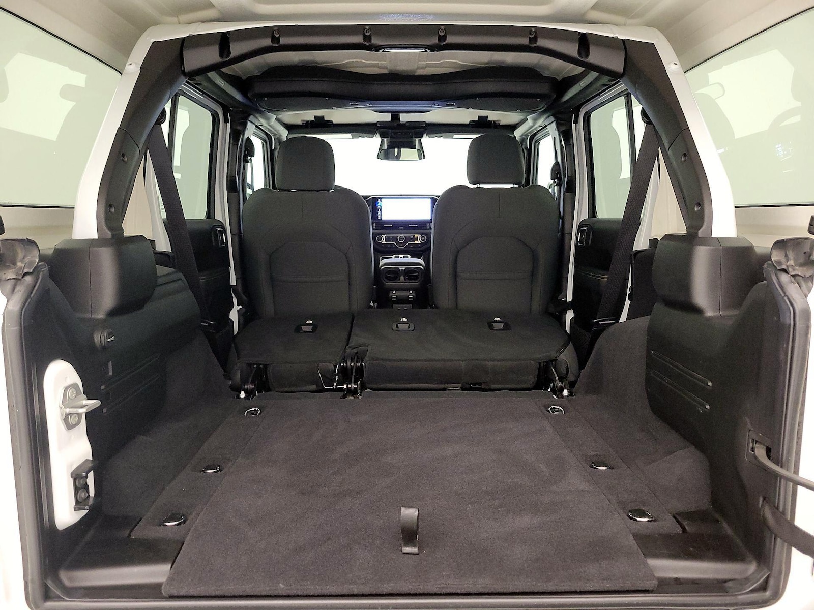 2025 Jeep Wrangler 4-Door Sahara - Photo 22