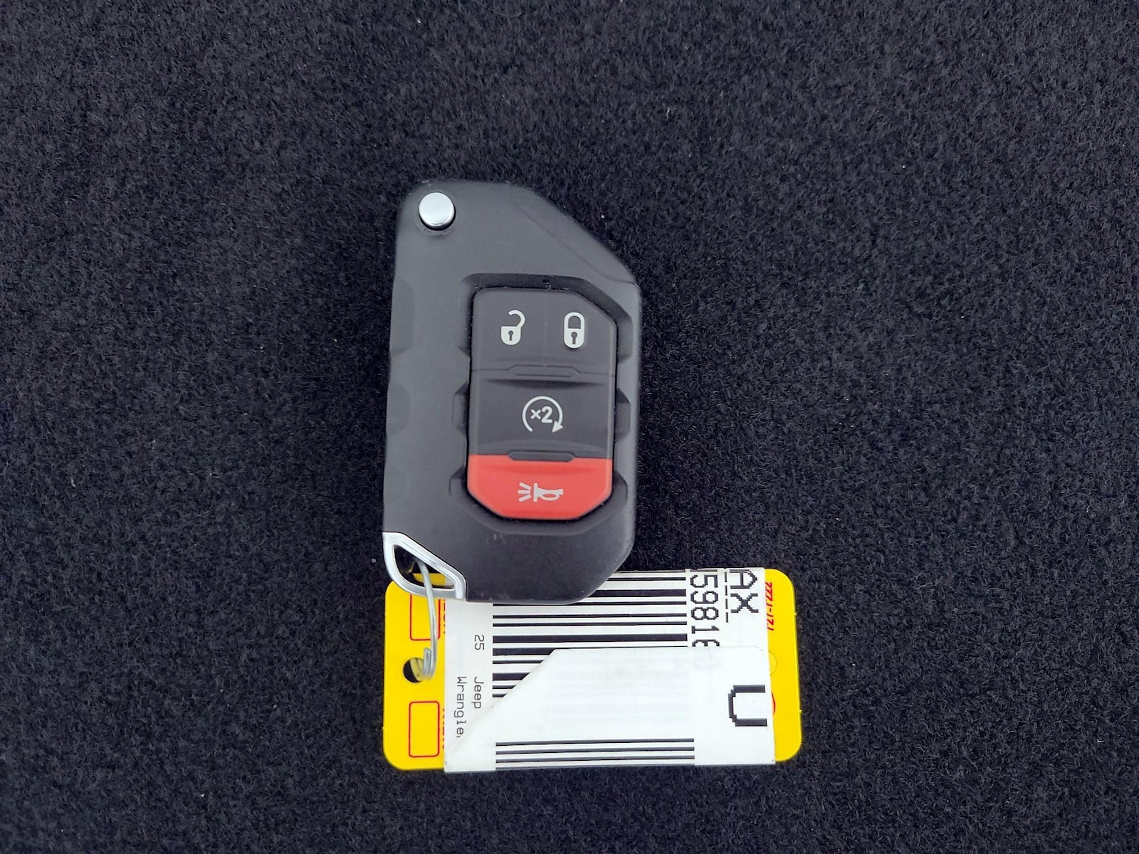 2025 Jeep Wrangler 4-Door Sahara - Photo 24