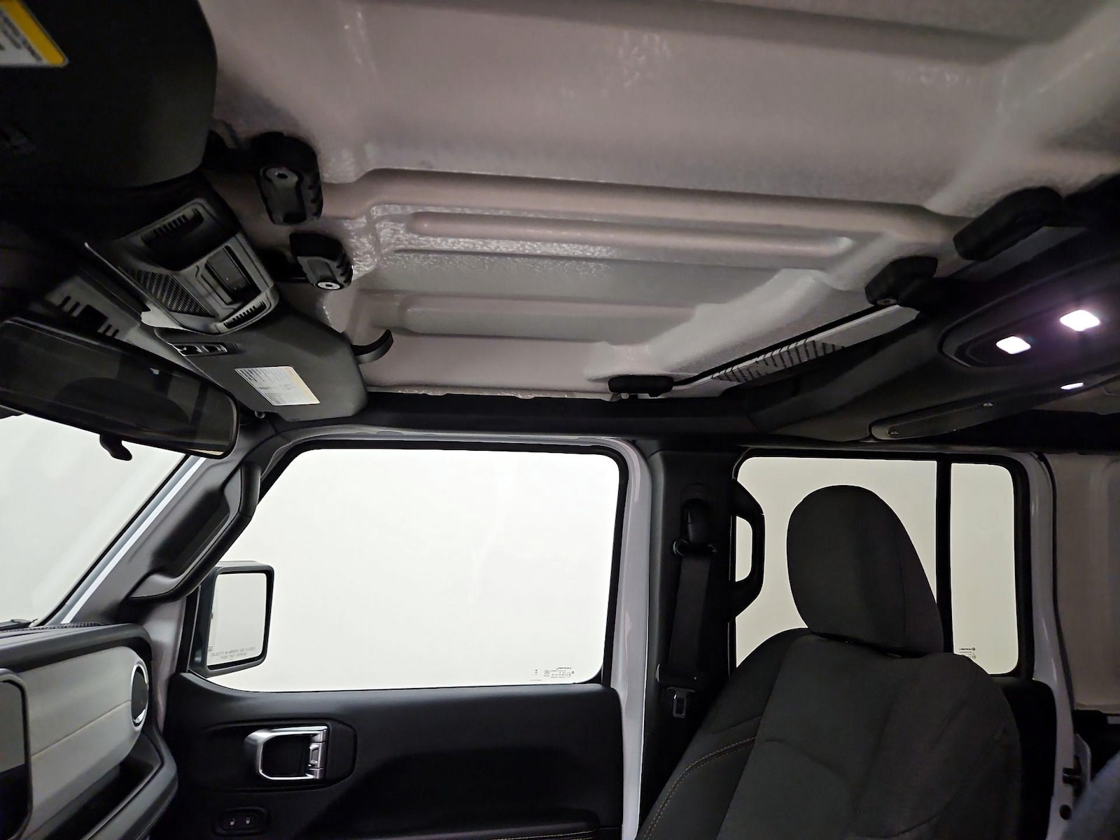 2026 Jeep Wrangler 4-Door Sahara - Photo 20