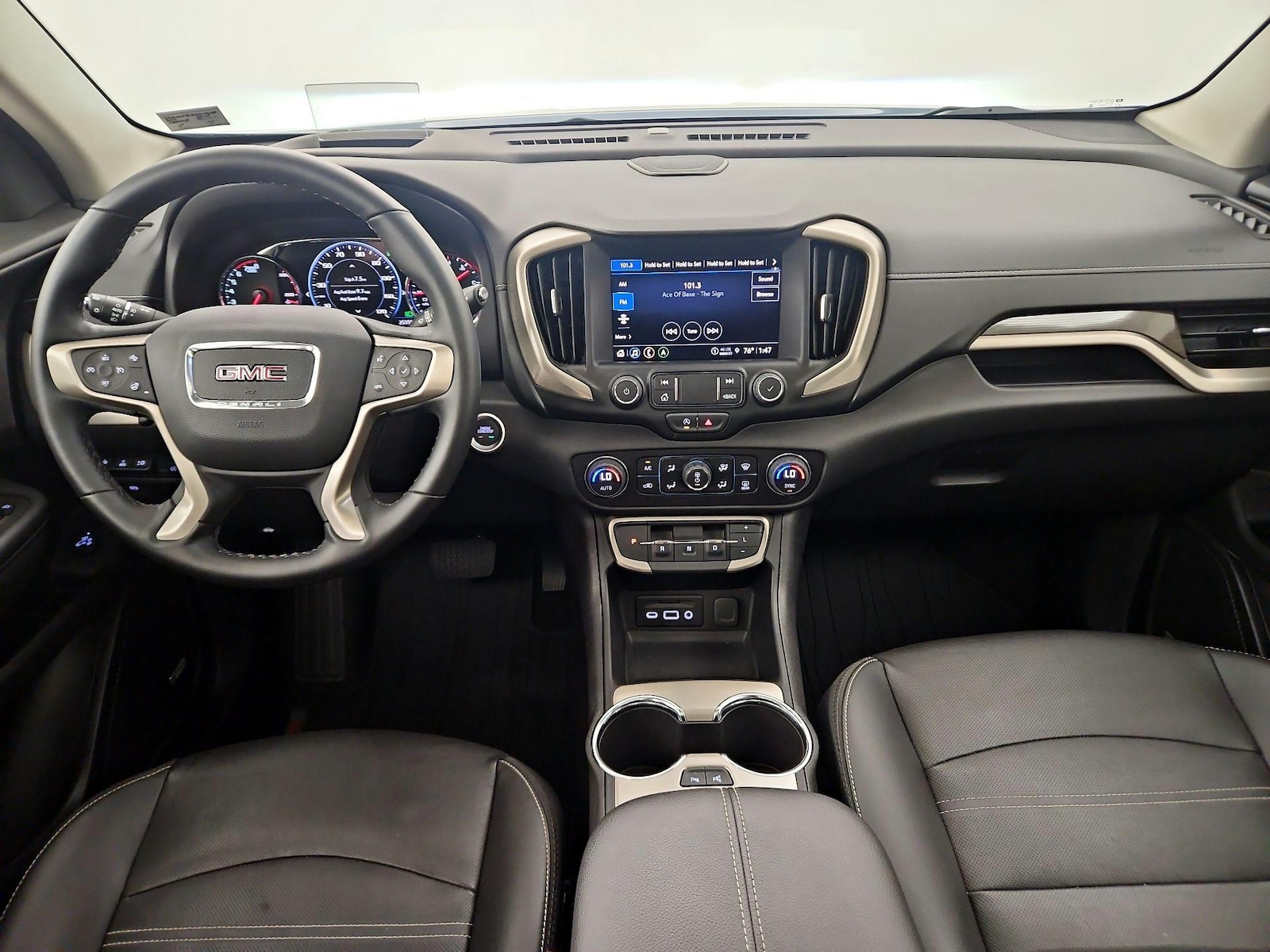 2024 GMC Terrain Denali - Photo 10