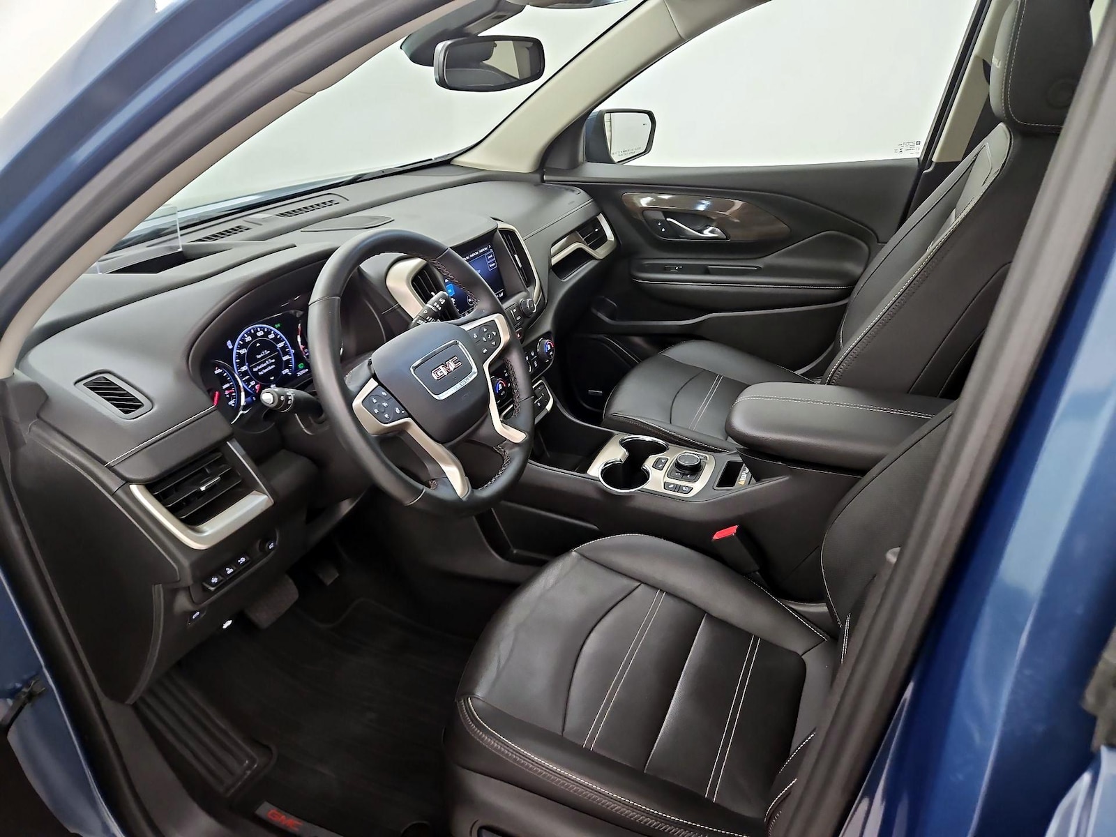2024 GMC Terrain Denali - Photo 12