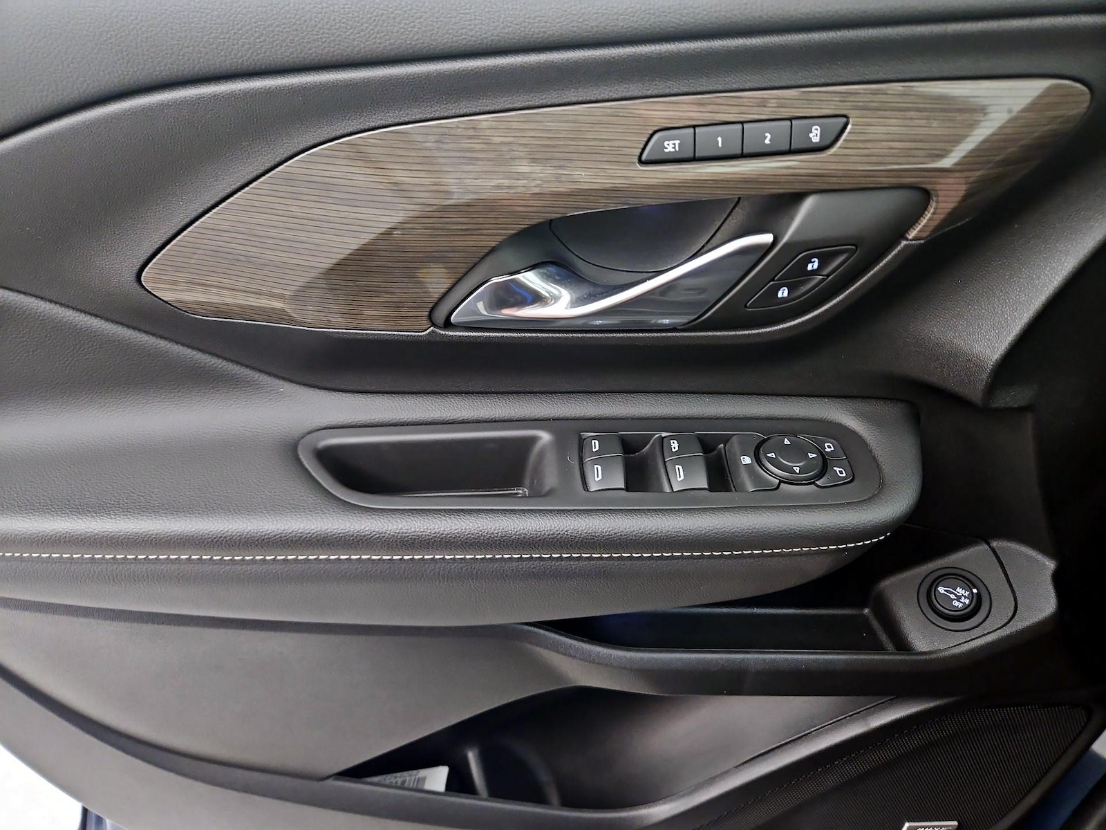 2024 GMC Terrain Denali - Photo 13