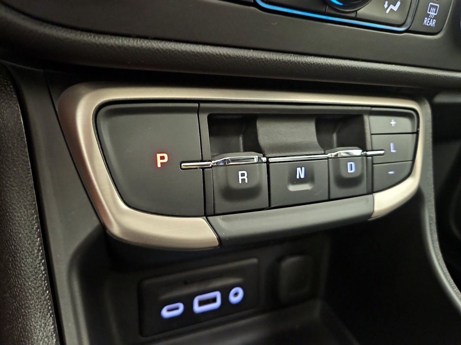 2024 GMC Terrain Denali - Photo 18