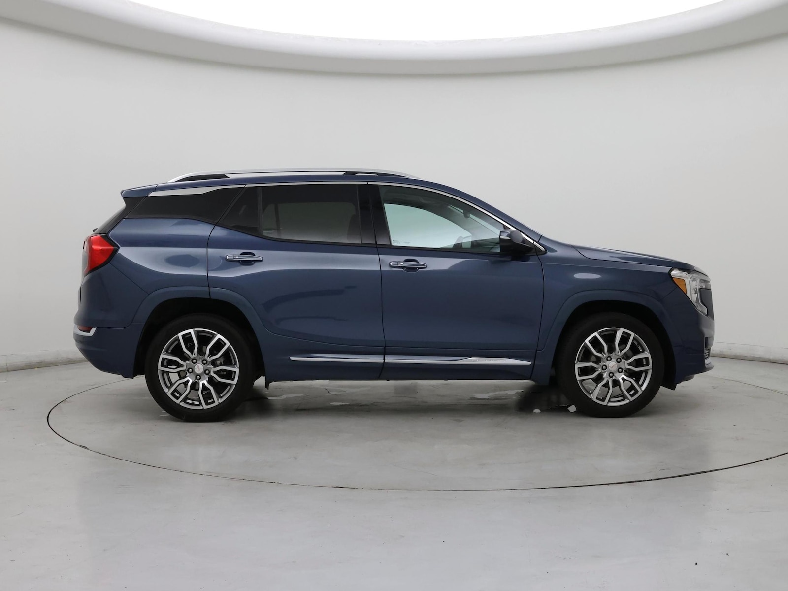 2024 GMC Terrain Denali - Photo 8