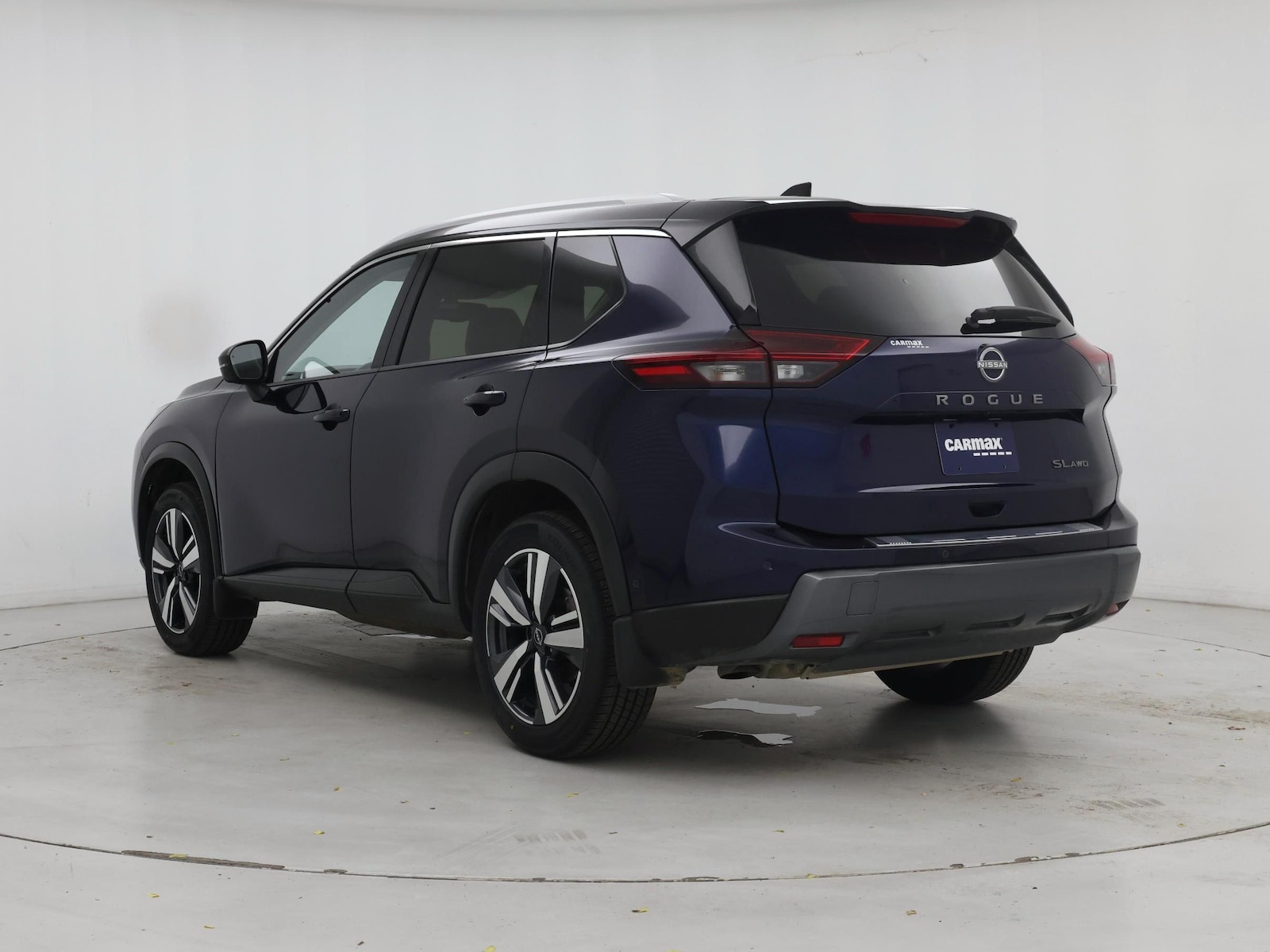 2025 Nissan Rogue SL - Photo 3