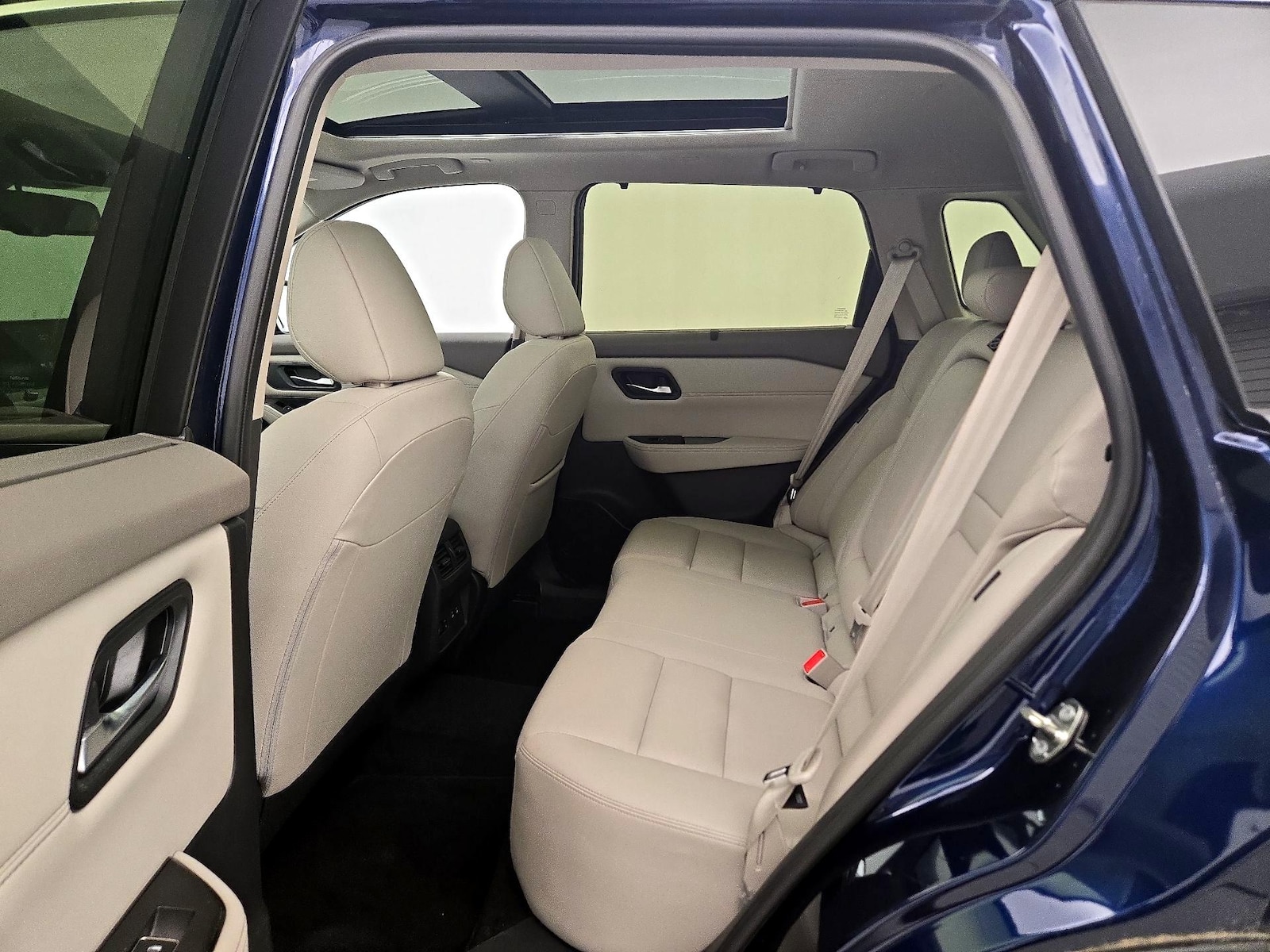 2025 Nissan Rogue SL - Photo 21