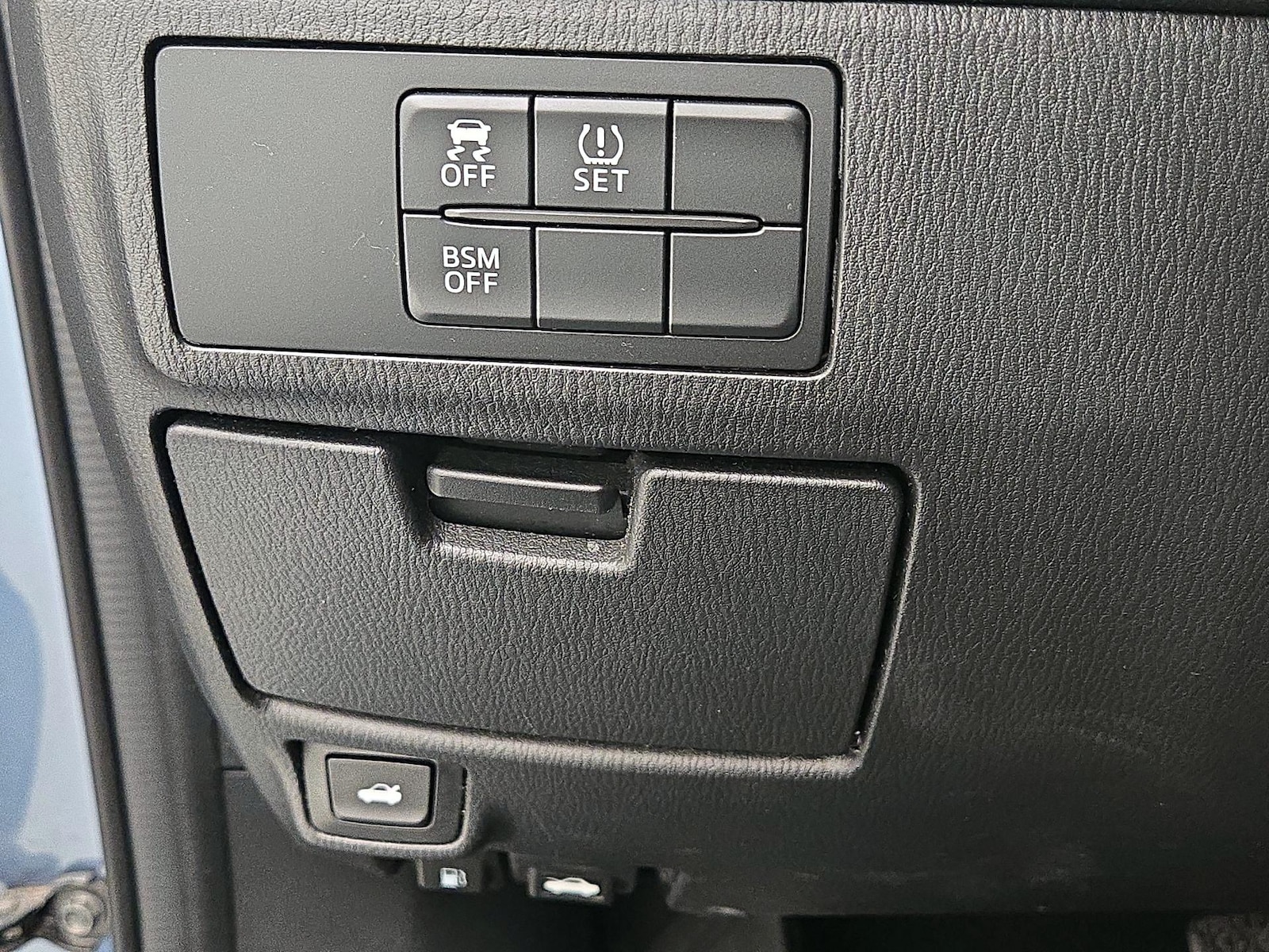 2014 Mazda MAZDA6 i Touring - Photo 14