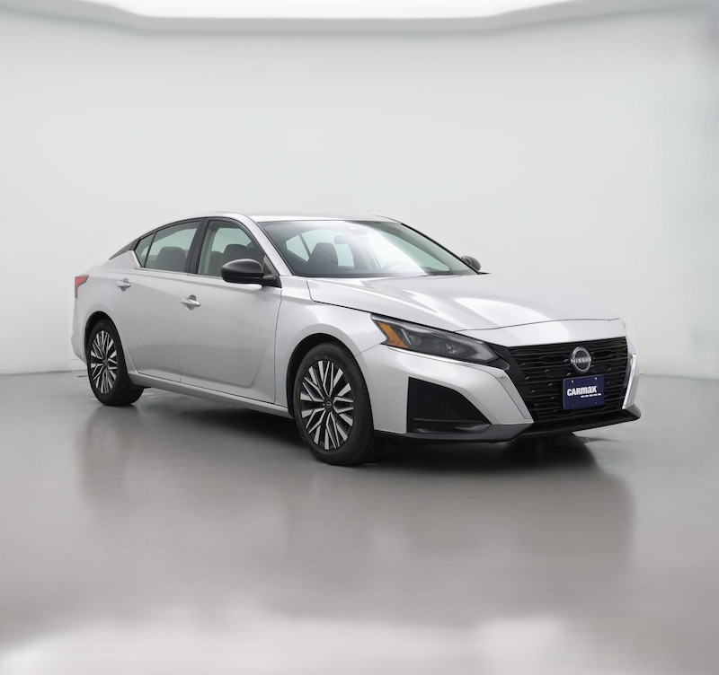 2024 Nissan Altima SV