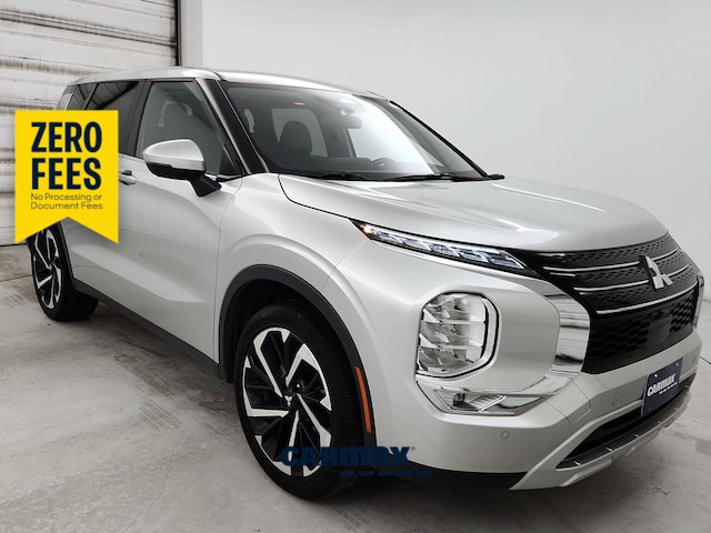 Silver 2024 Mitsubishi Outlander SUV / Crossover Front-Wheel Drive Automatic