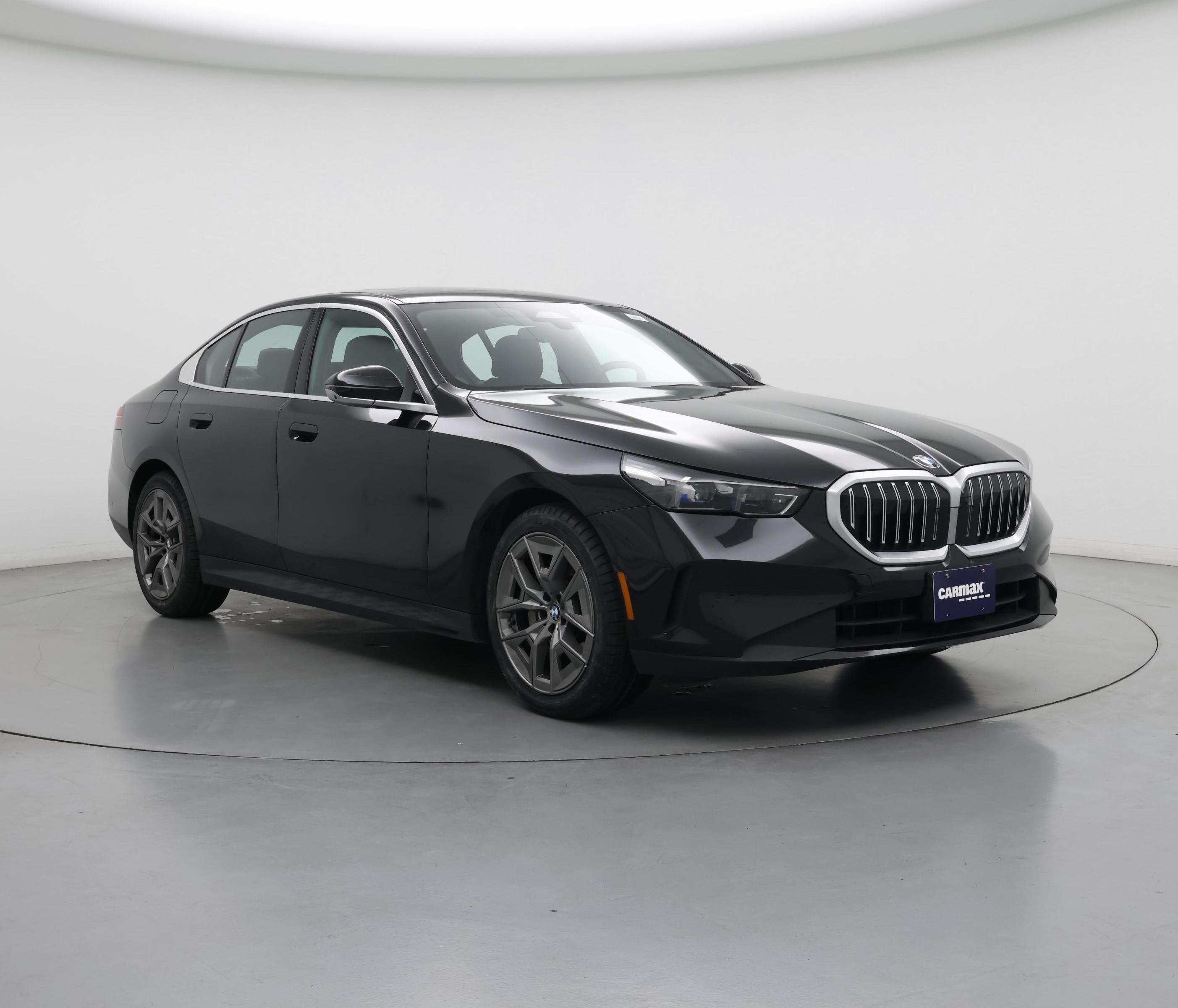 2026 BMW 5 Series Gris Sedán Tracción trasera Automática