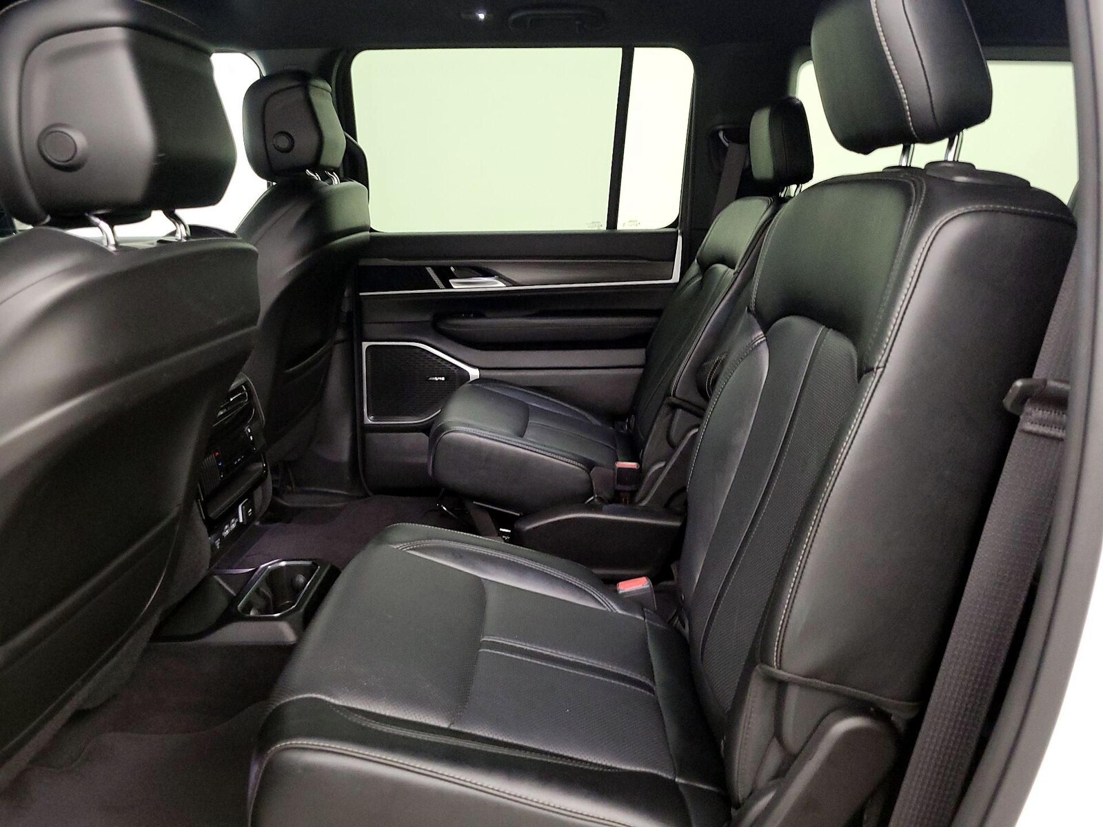 Rear Air Conditioning