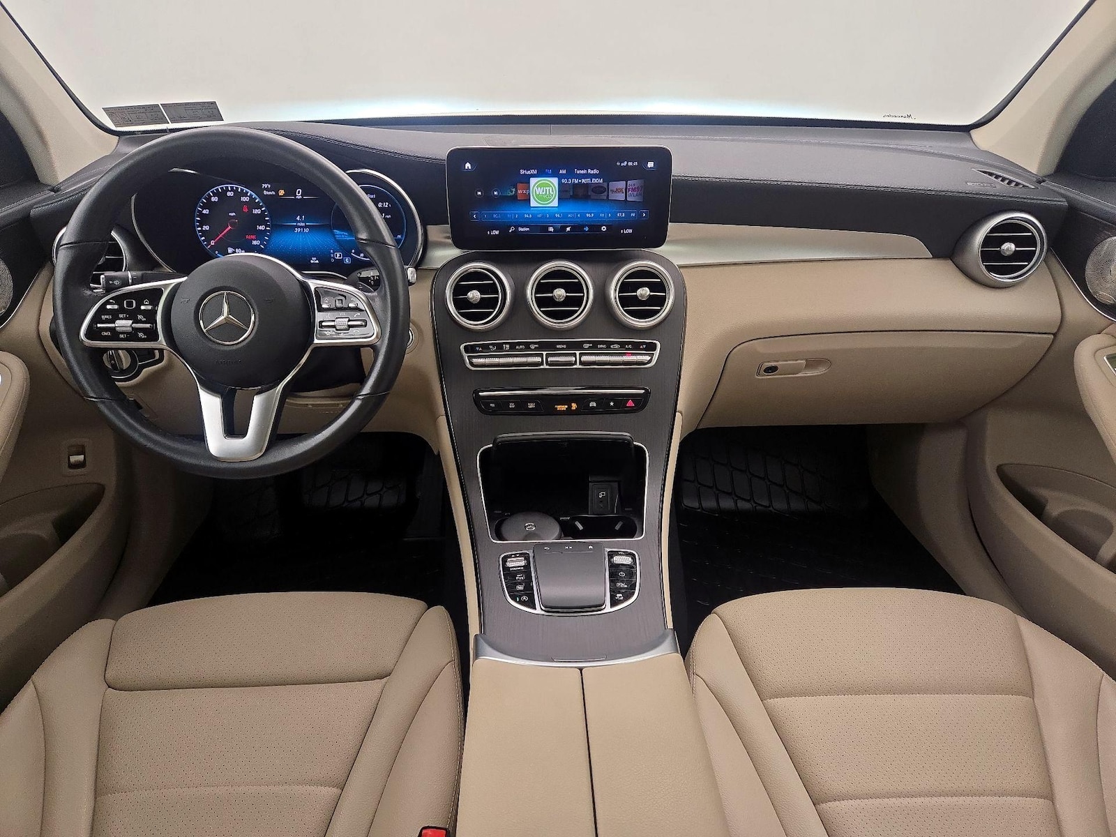 2023 Mercedes-Benz GLC Coupe GLC300 - Photo 10