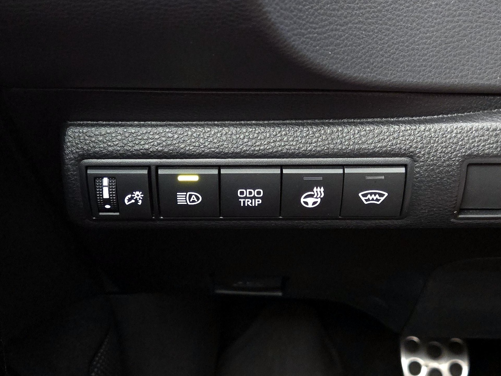 2025 Toyota GR Corolla Premium - Photo 14