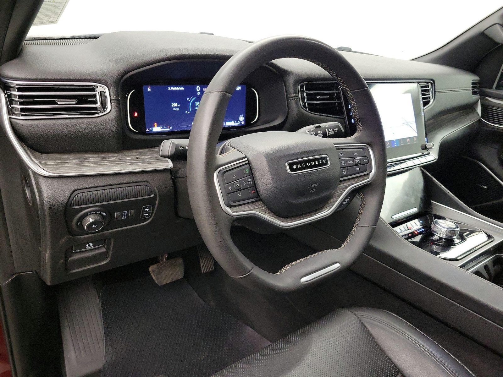 2024 Jeep Wagoneer L Series II - Photo 10