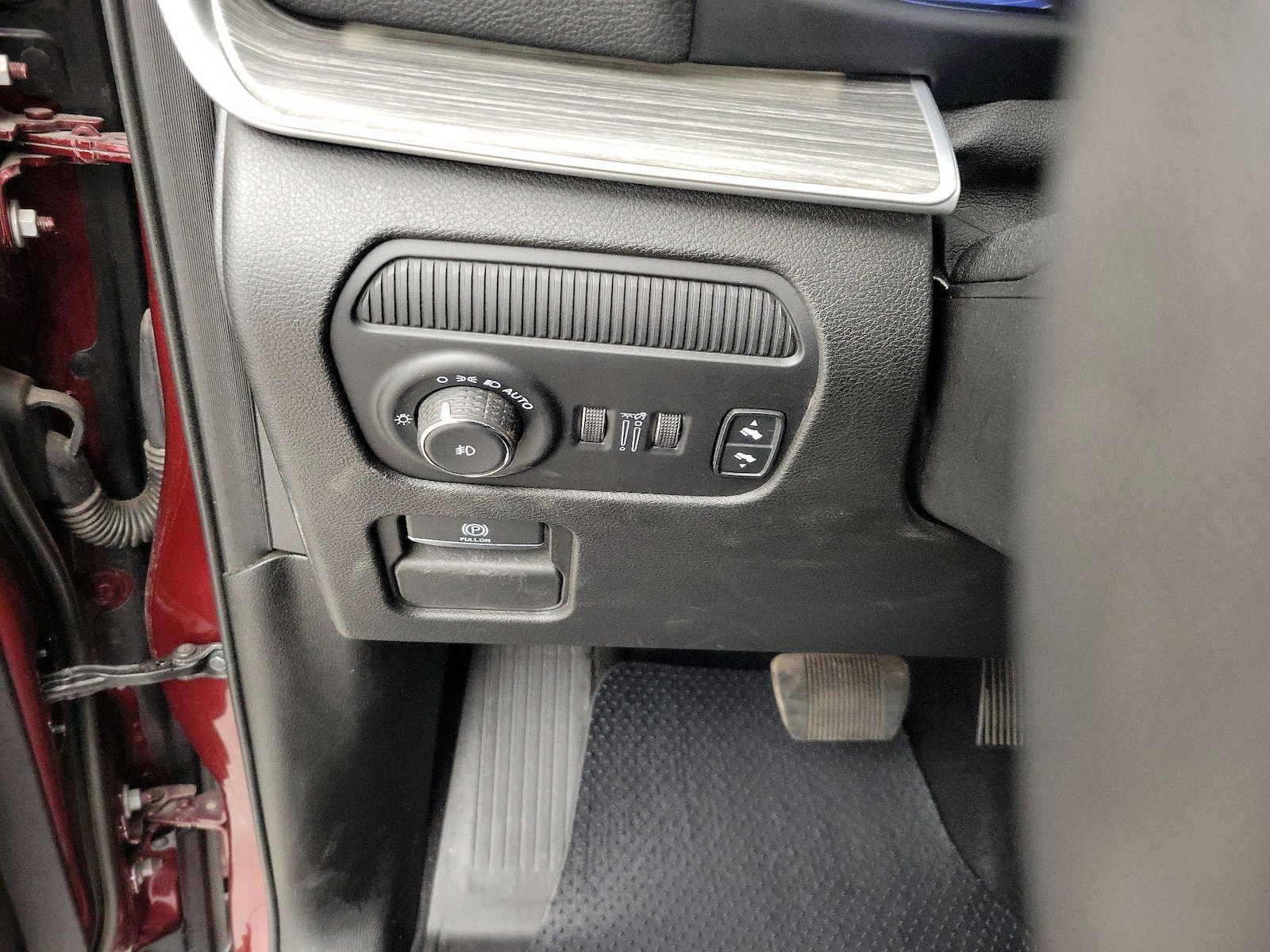 2024 Jeep Wagoneer L Series II - Photo 14