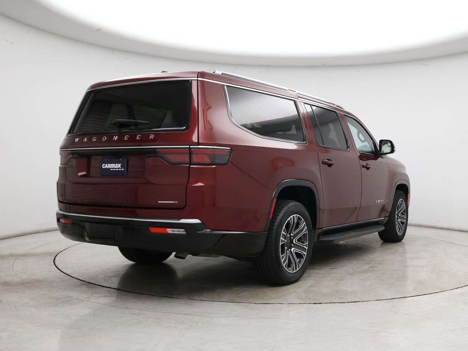 2024 Jeep Wagoneer L Series II - Photo 9