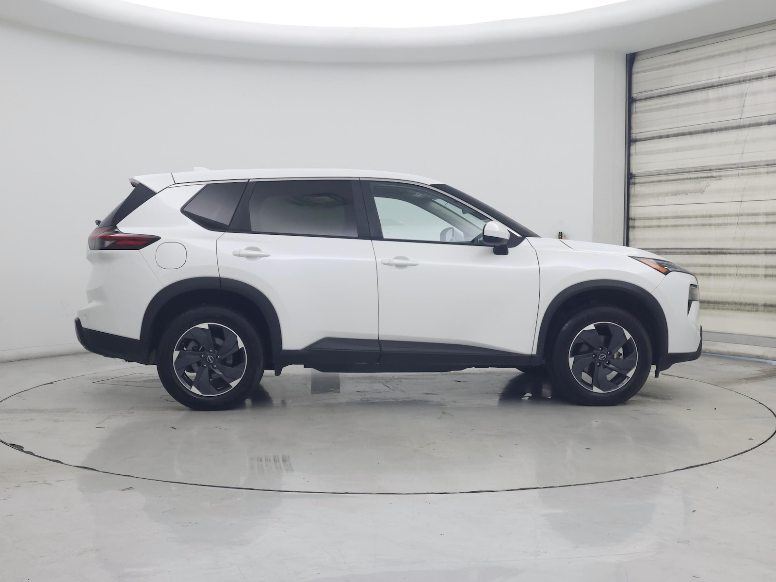 2025 Nissan Rogue SV - Photo 8