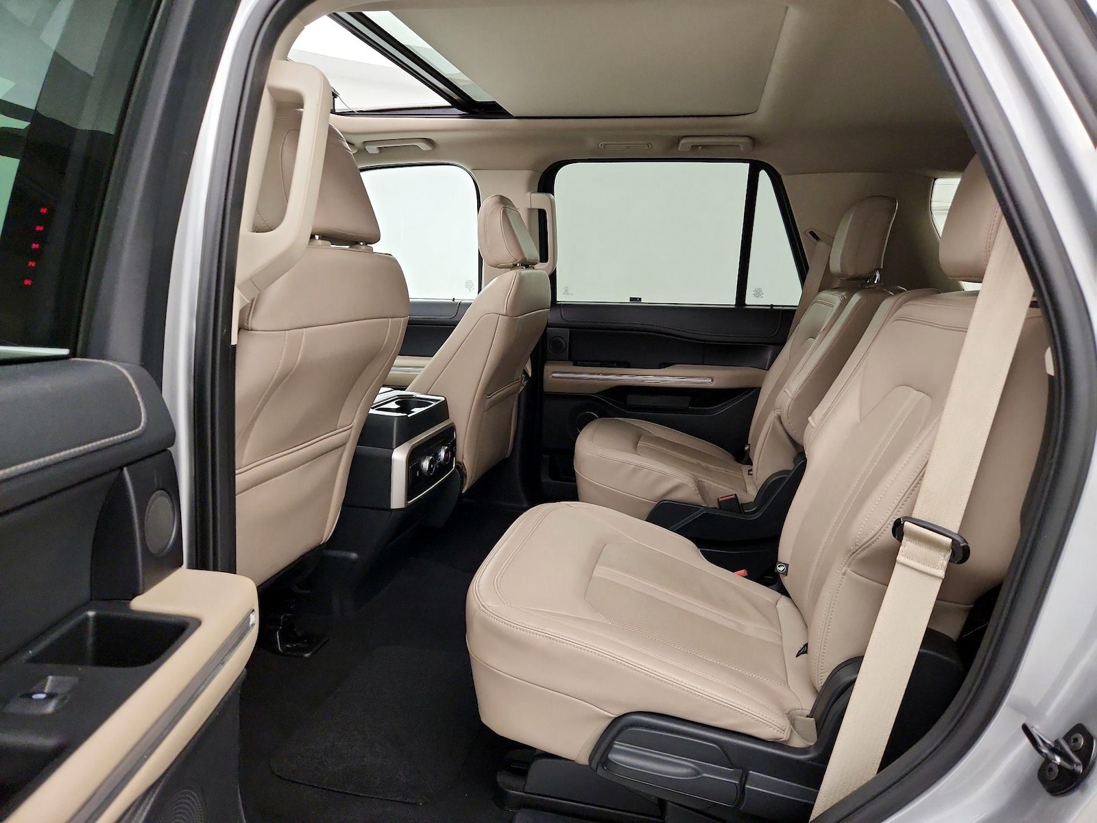 Rear Air Conditioning
