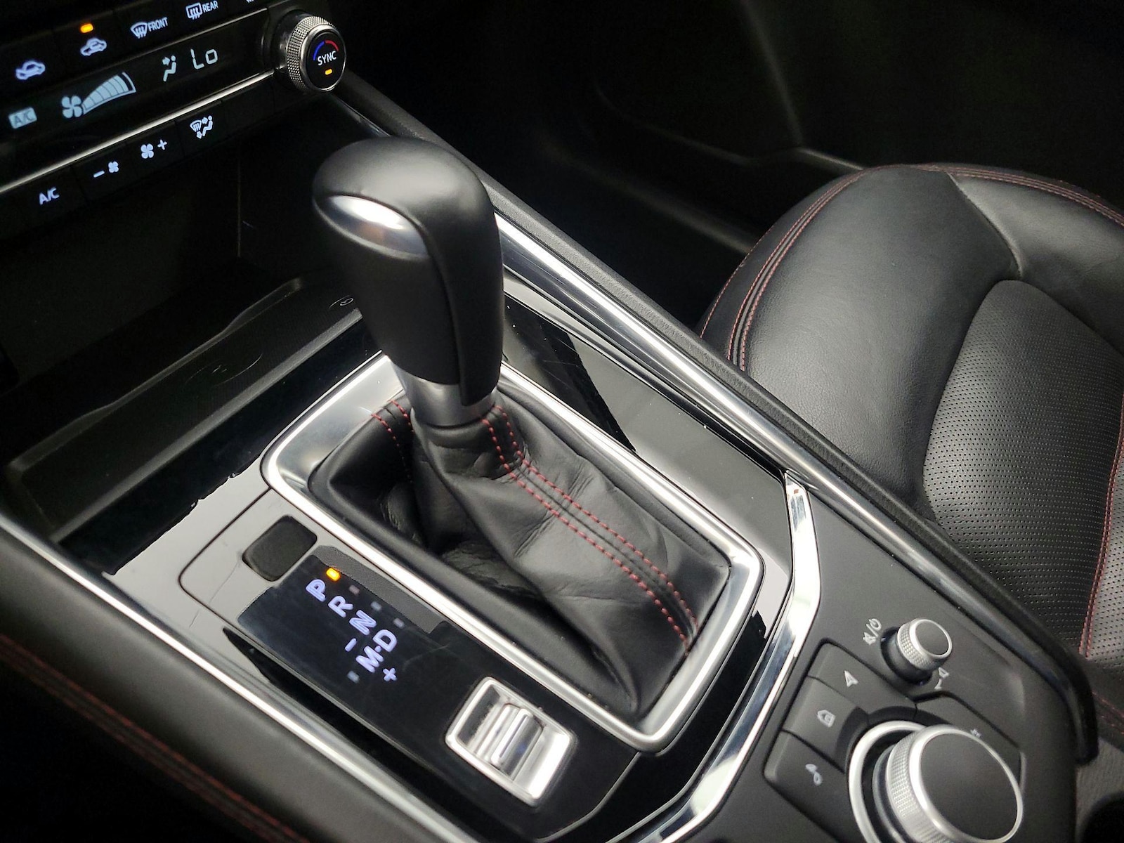 2025 Mazda CX-5 S Carbon Edition - Photo 9
