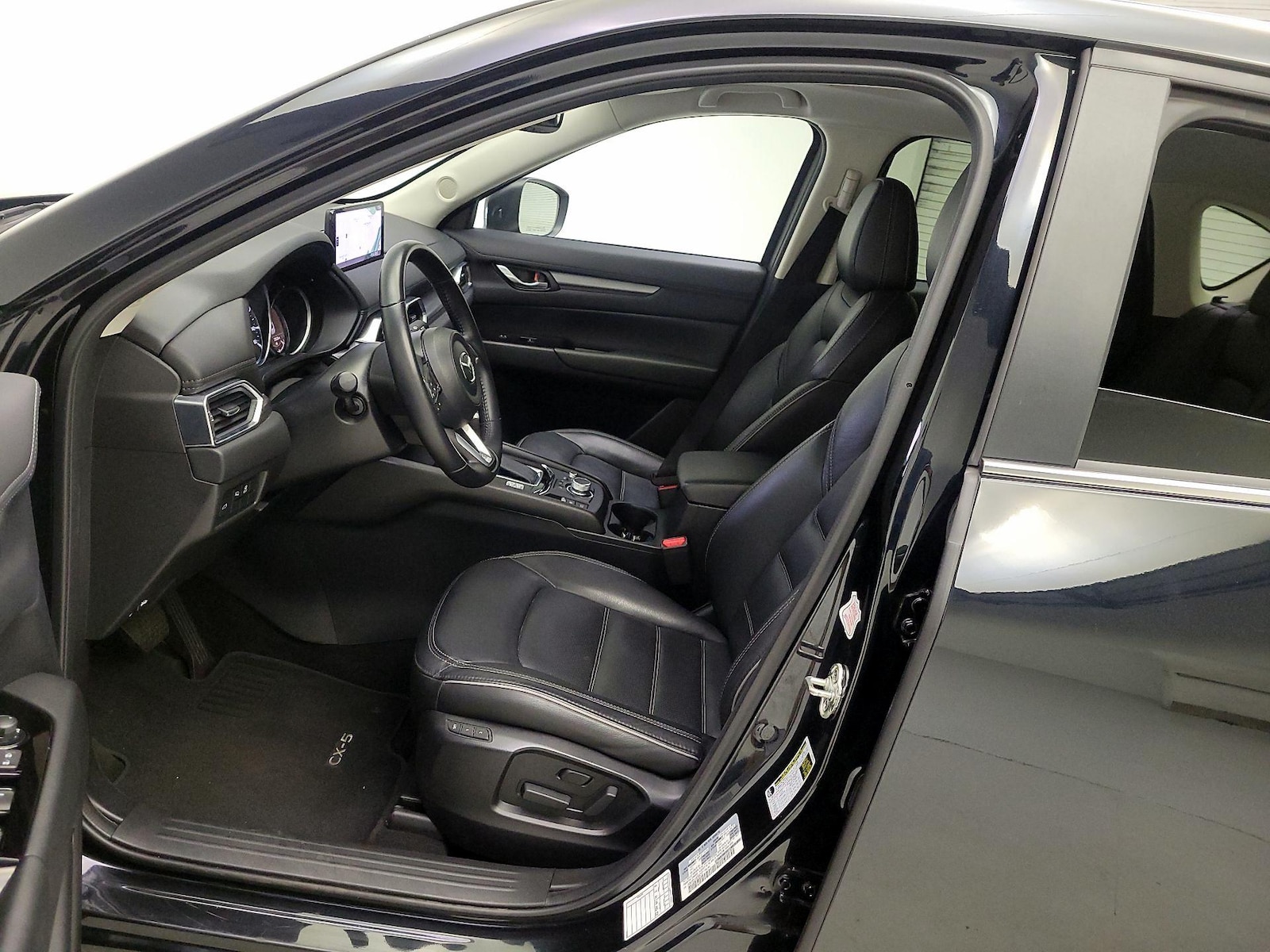 2025 Mazda CX-5 S Preferred package - Photo 12