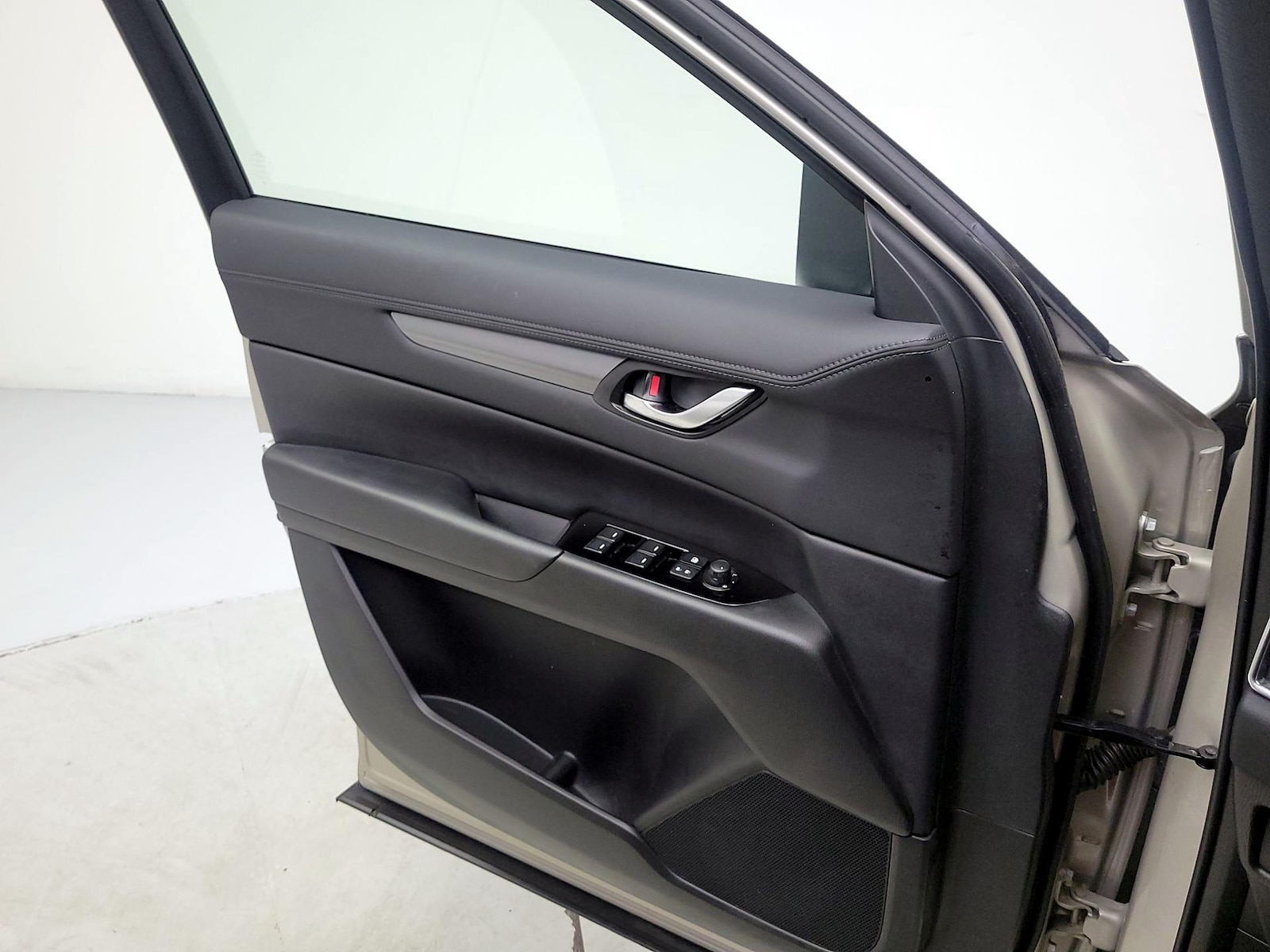 2025 Mazda CX-5 S Preferred package - Photo 13