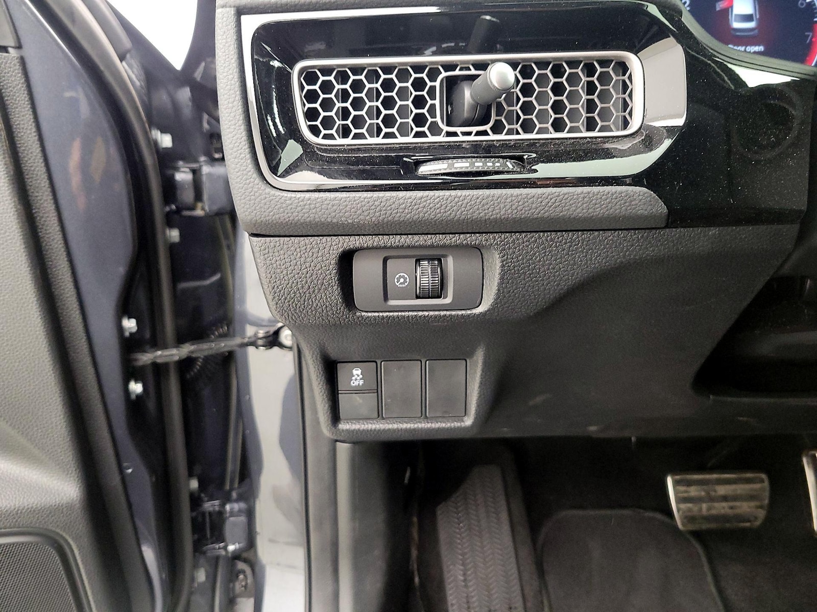 2026 Honda Civic Sport - Photo 14