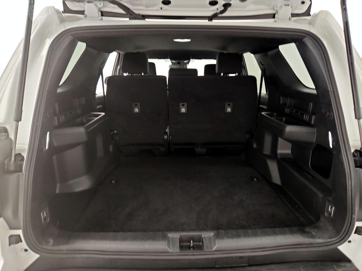 Trunk/Cargo (Seats Up)