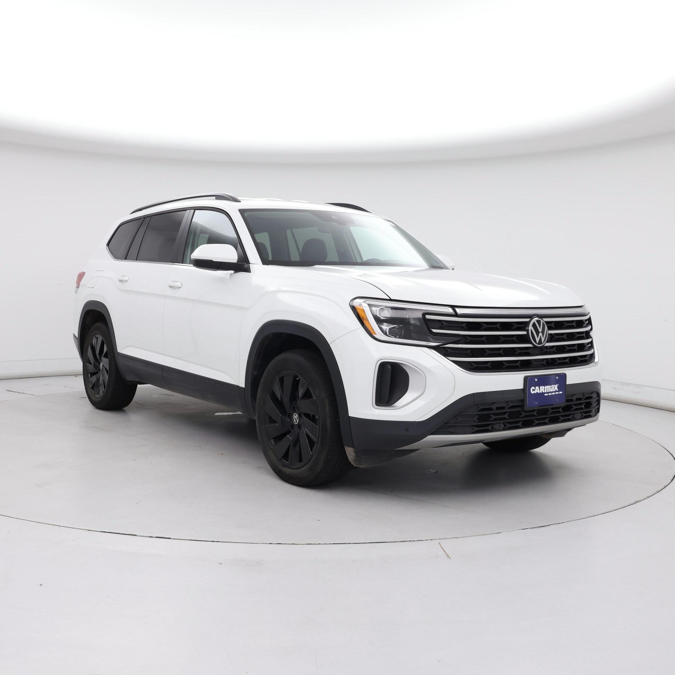 White 2025 Volkswagen Atlas SUV / Crossover Front-Wheel Drive Automatic