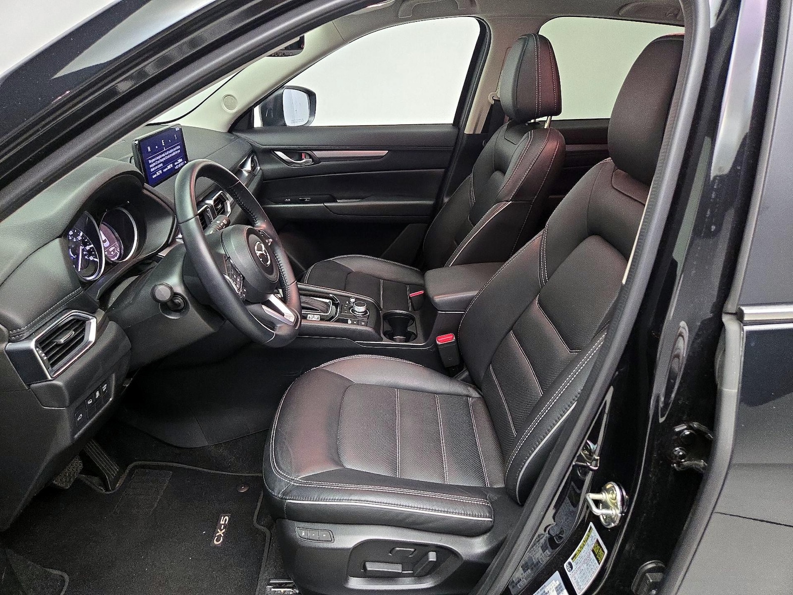 2025 Mazda CX-5 S Preferred package - Photo 12