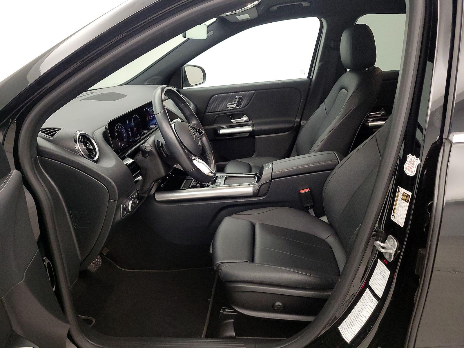 Side Airbags & Leatherette Seats