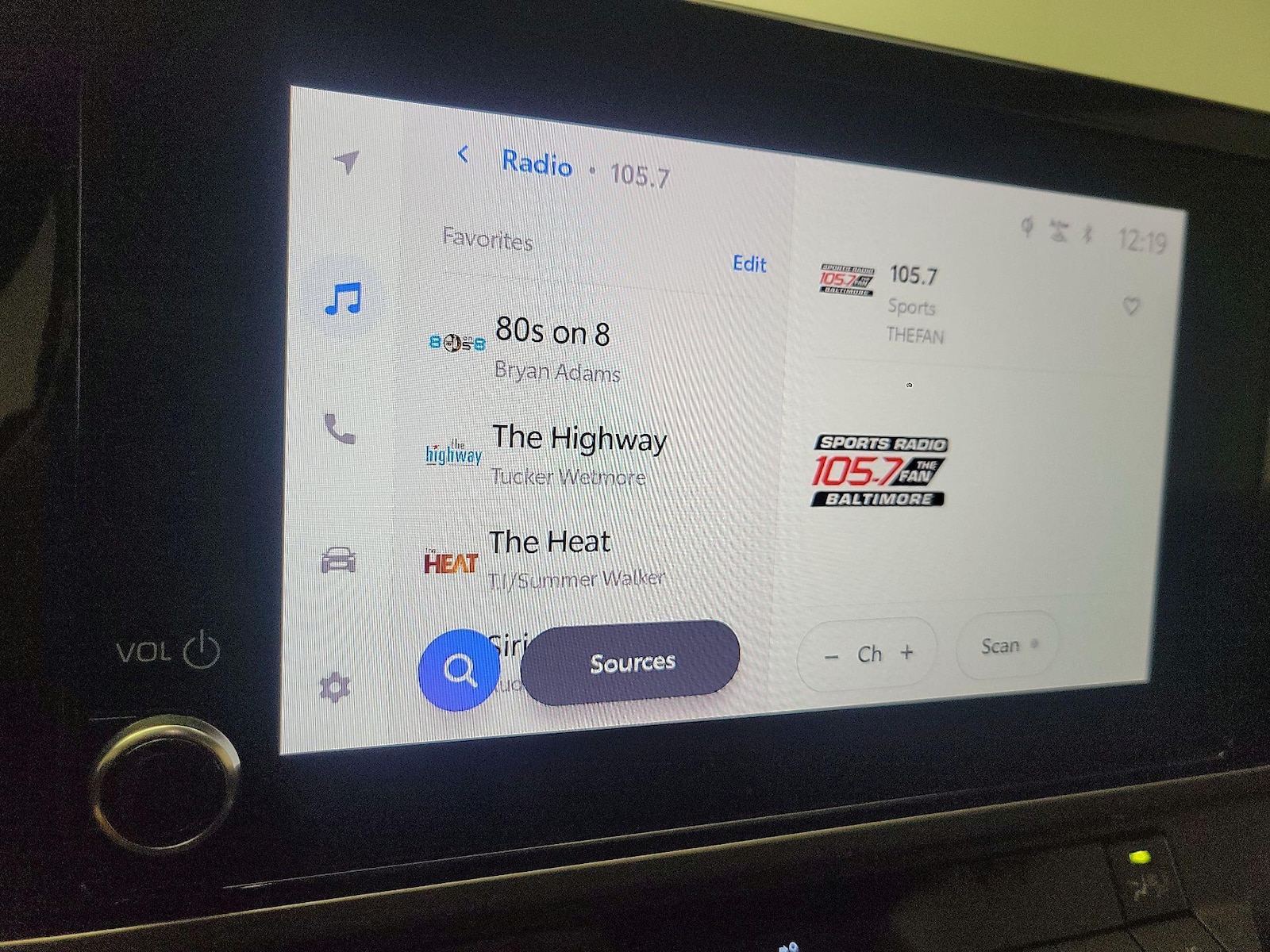 2026 Toyota Camry SE - Photo 16