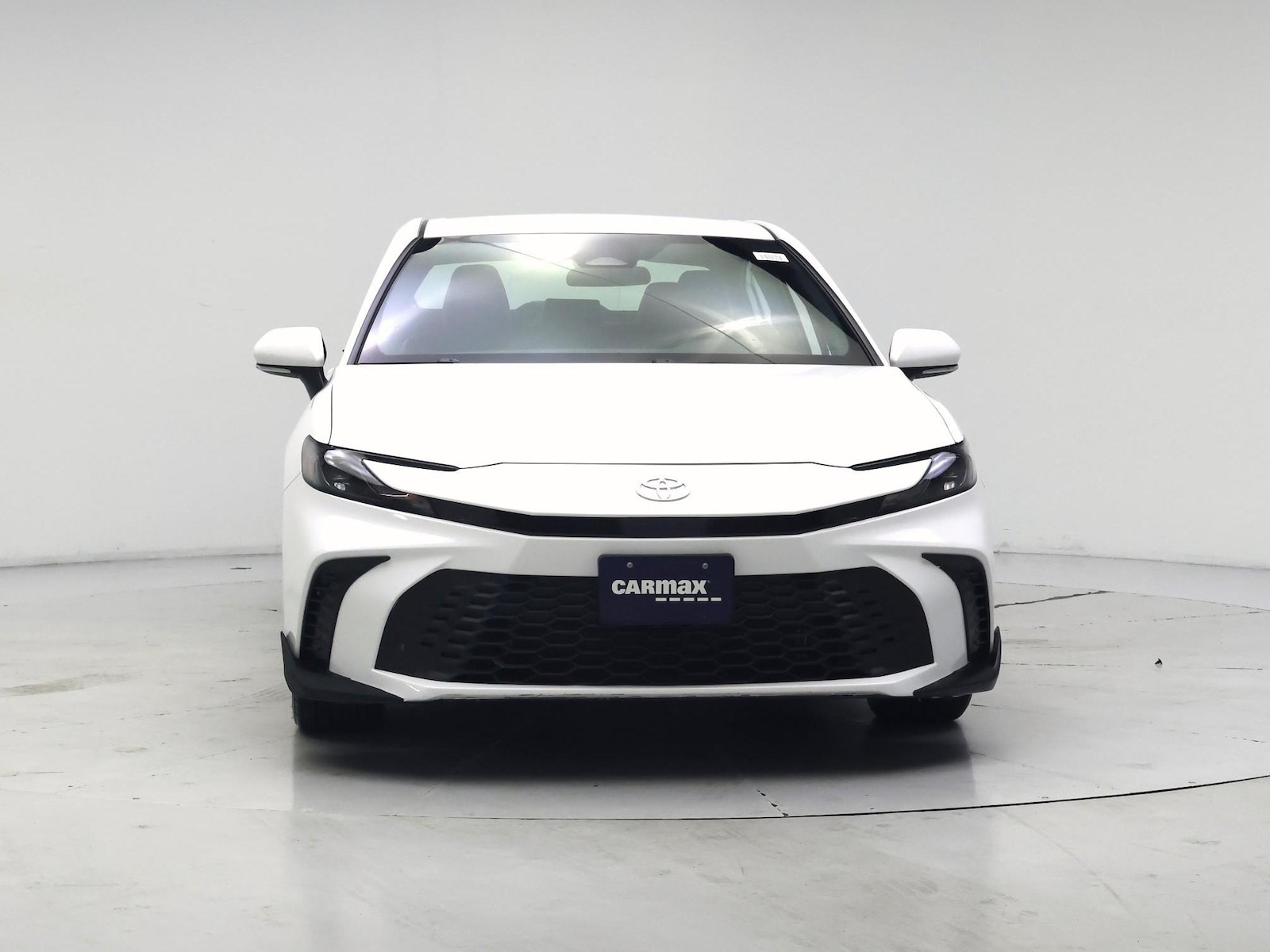 2026 Toyota Camry SE - Photo 6