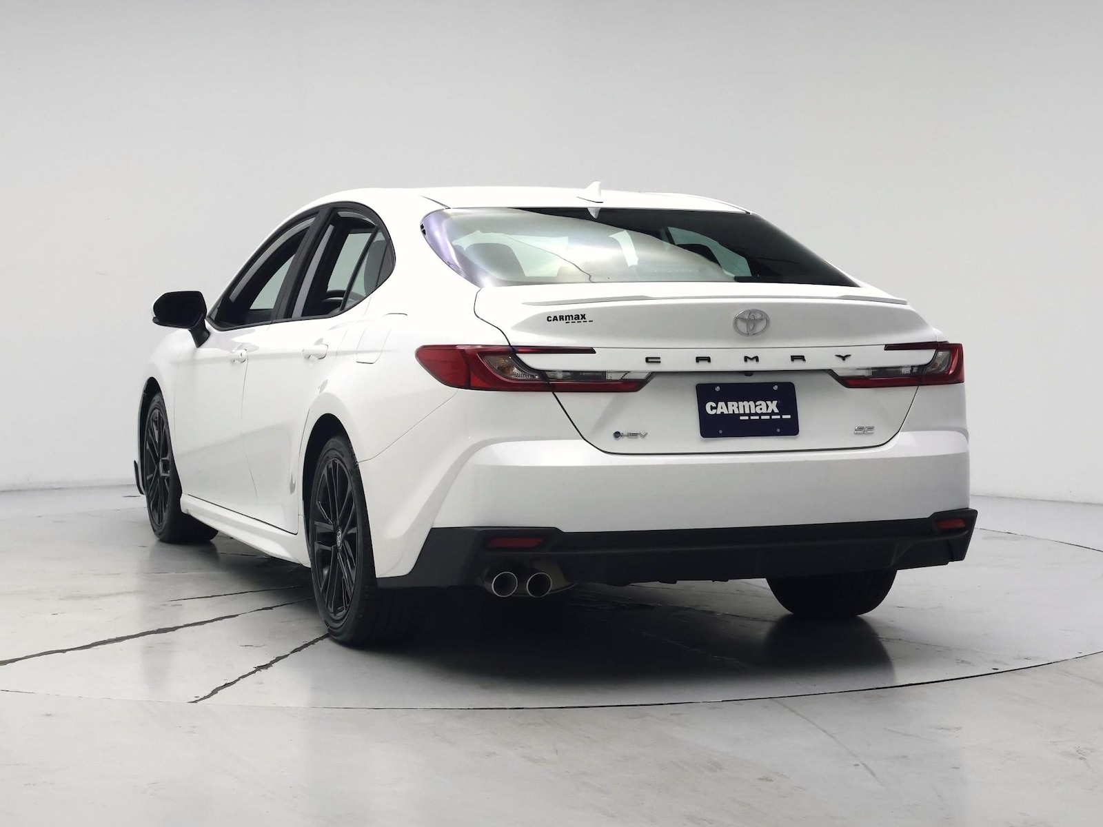2026 Toyota Camry SE - Photo 7
