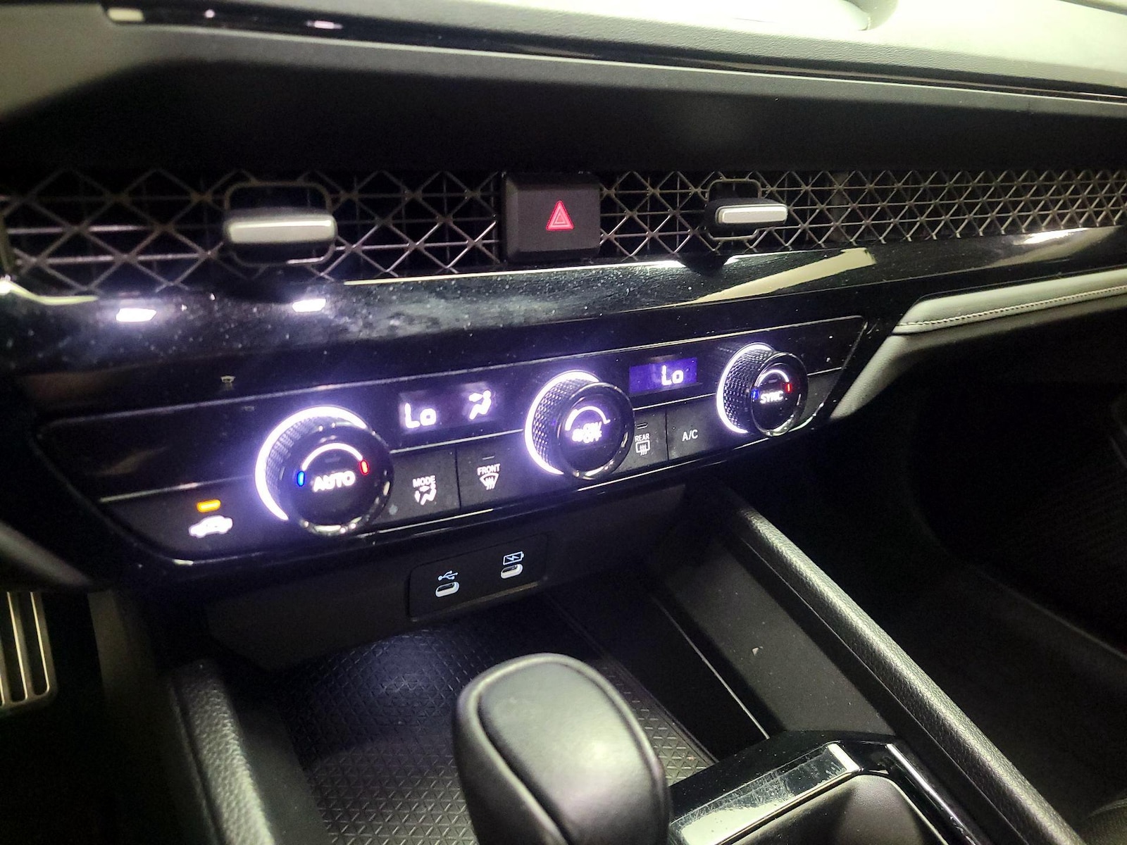 2024 Honda Accord Hybrid Sport - Photo 16