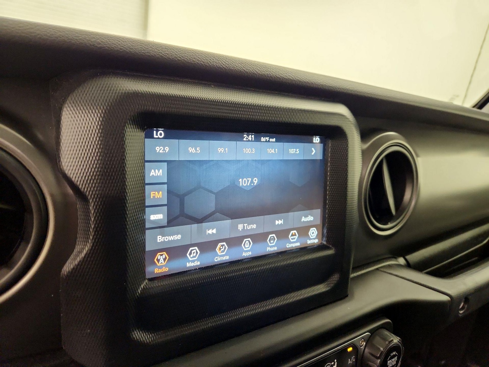 2023 Jeep Wrangler 4xe Willys 4XE - Photo 16