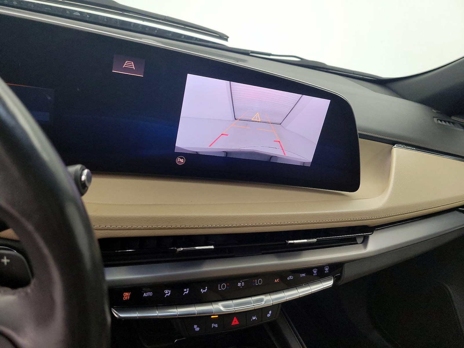 2024 Cadillac XT4 Luxury - Photo 16