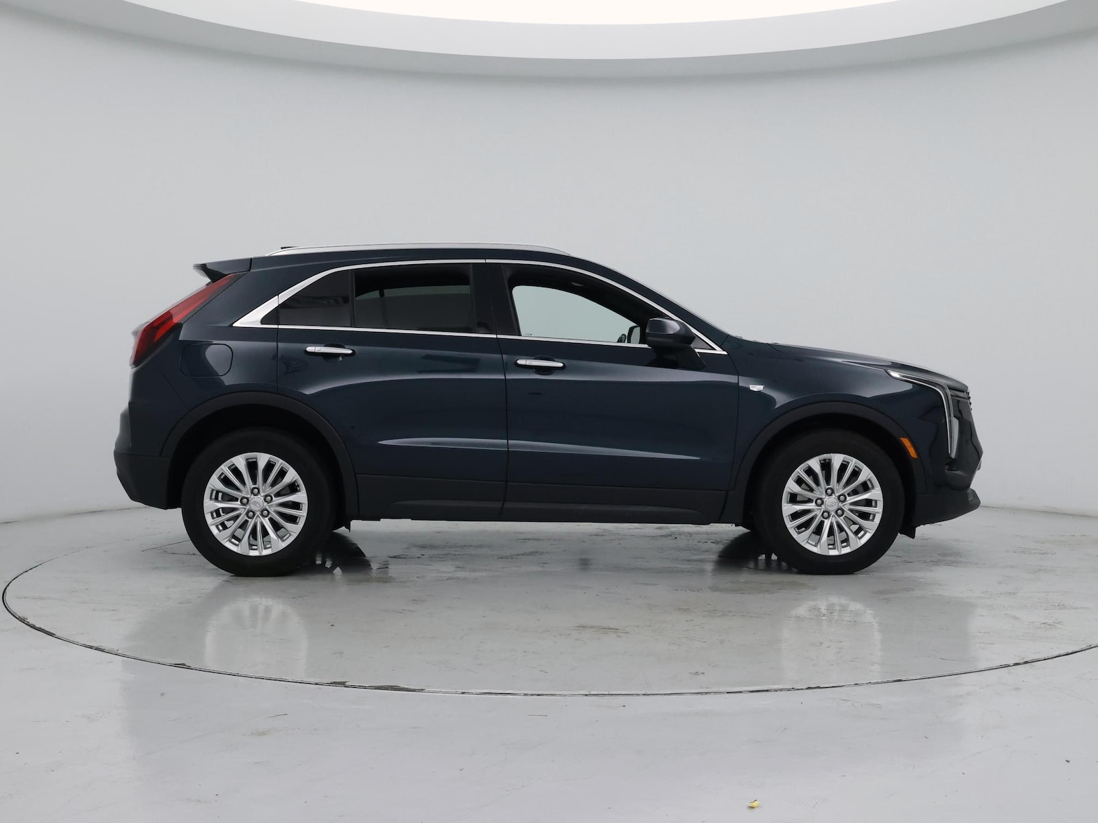 2024 Cadillac XT4 Luxury - Photo 8