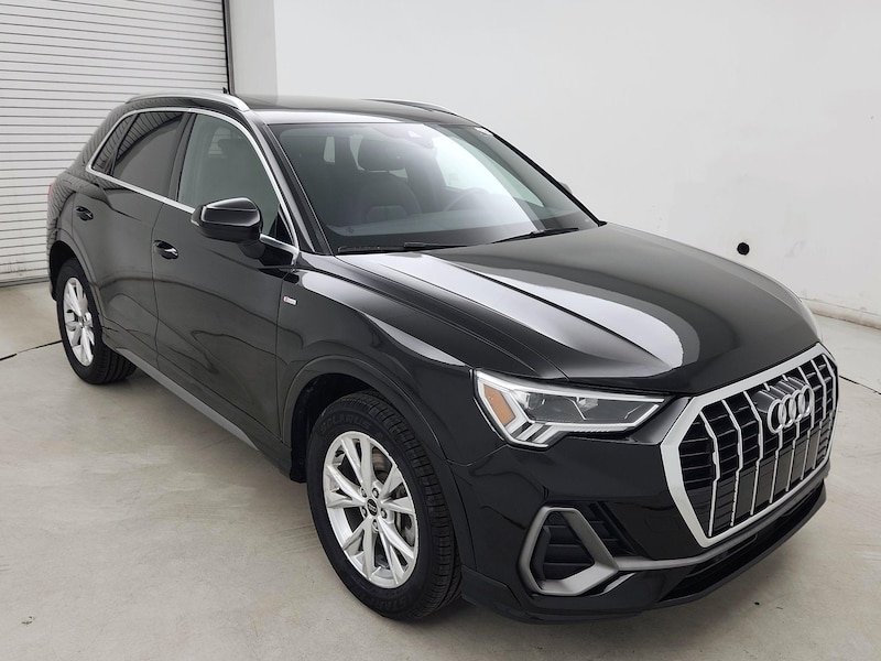 2024 Audi Q3 S-Line Premium