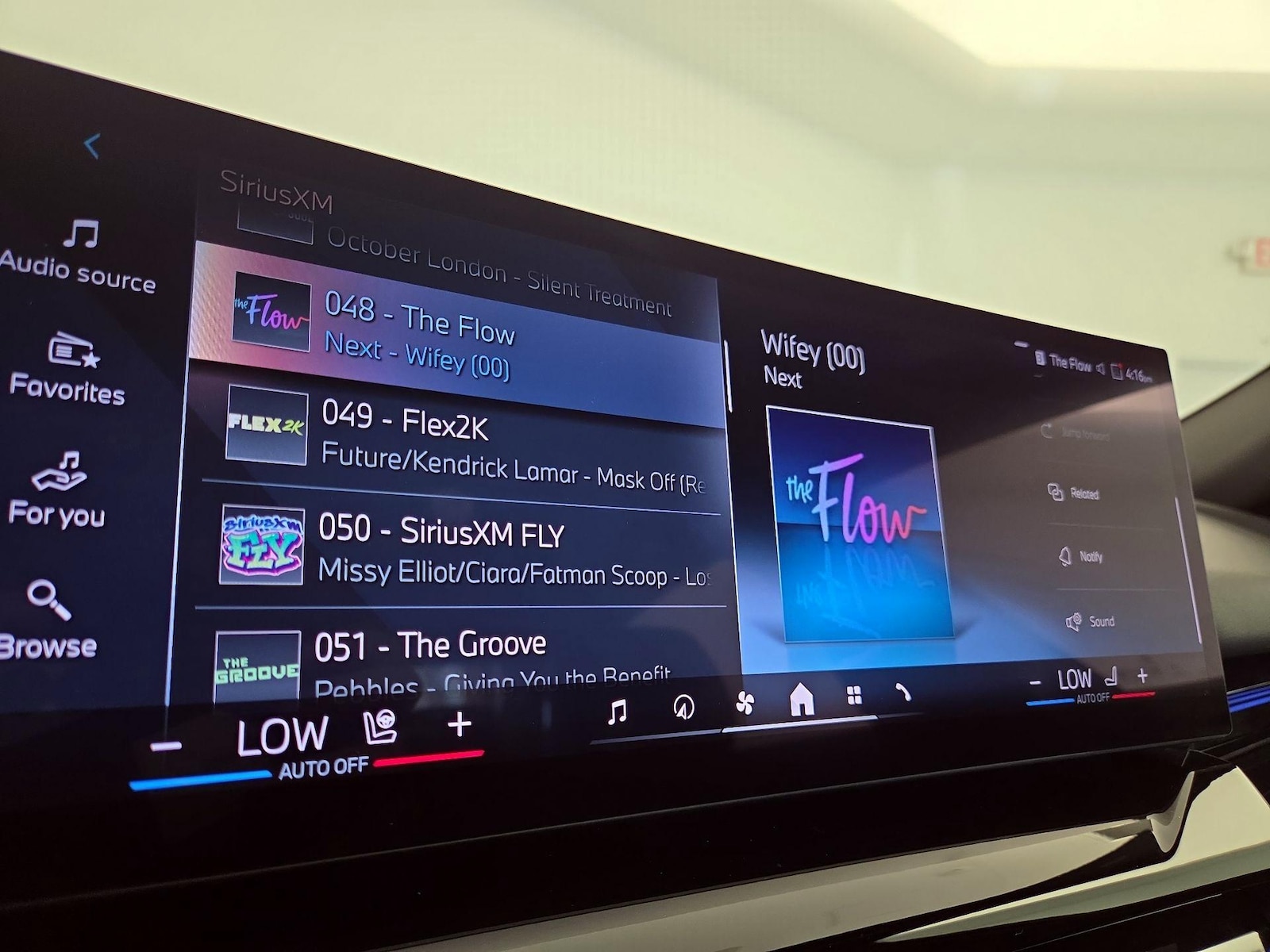 2026 BMW 5 Series 530i - Photo 16