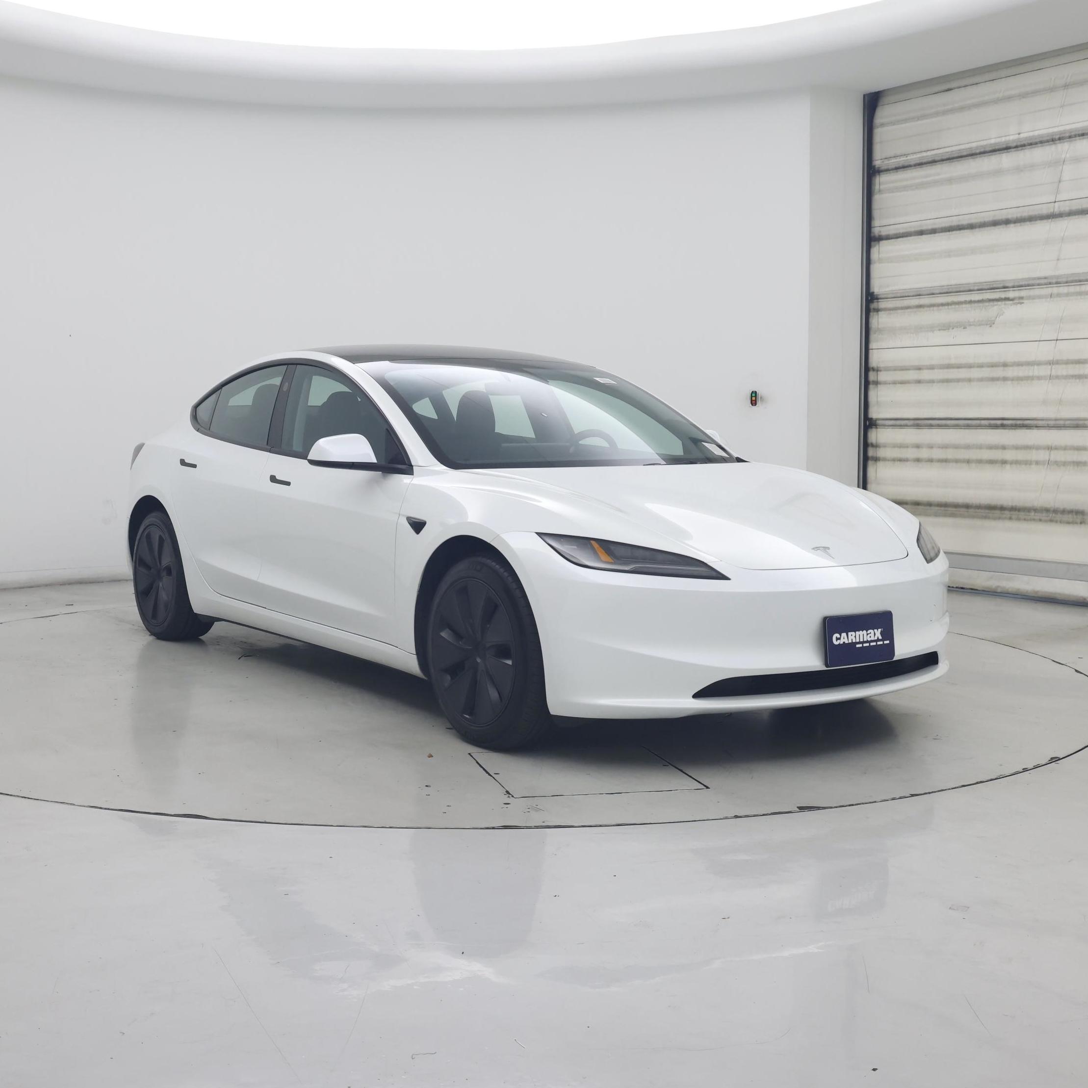 White 2024 Tesla Model 3   Automatic